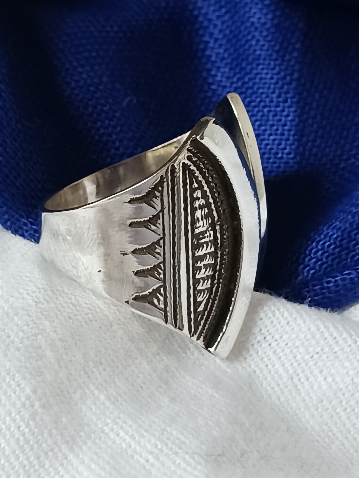 Bague touareg en argent massif