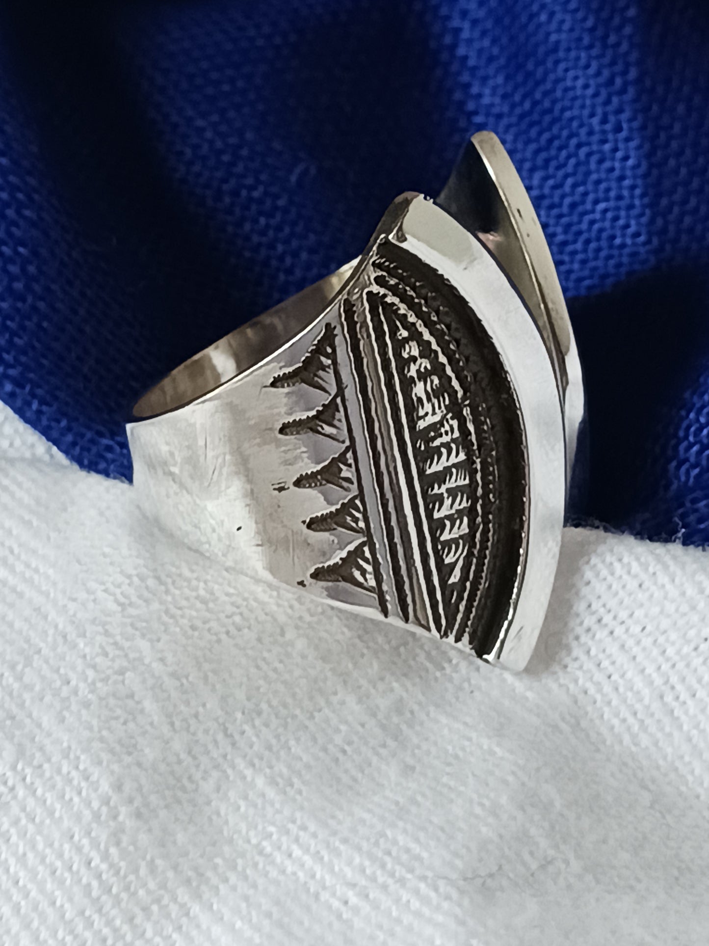 Bague touareg en argent massif