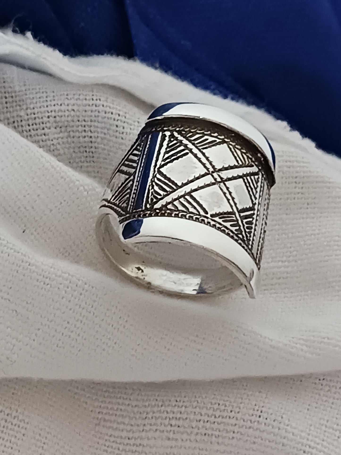 Bague touareg en argent massif