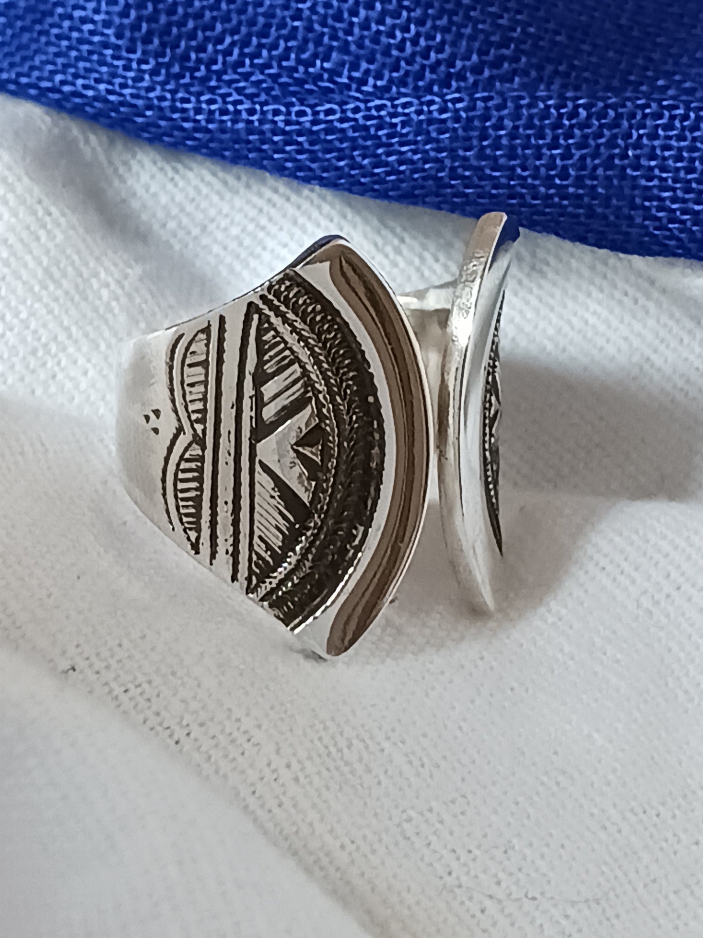 Bague touareg en argent massif