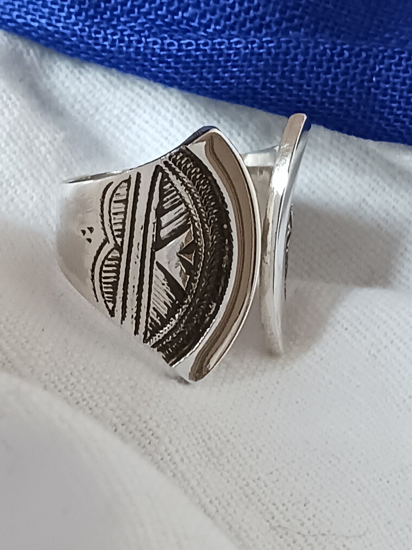 Bague touareg en argent massif