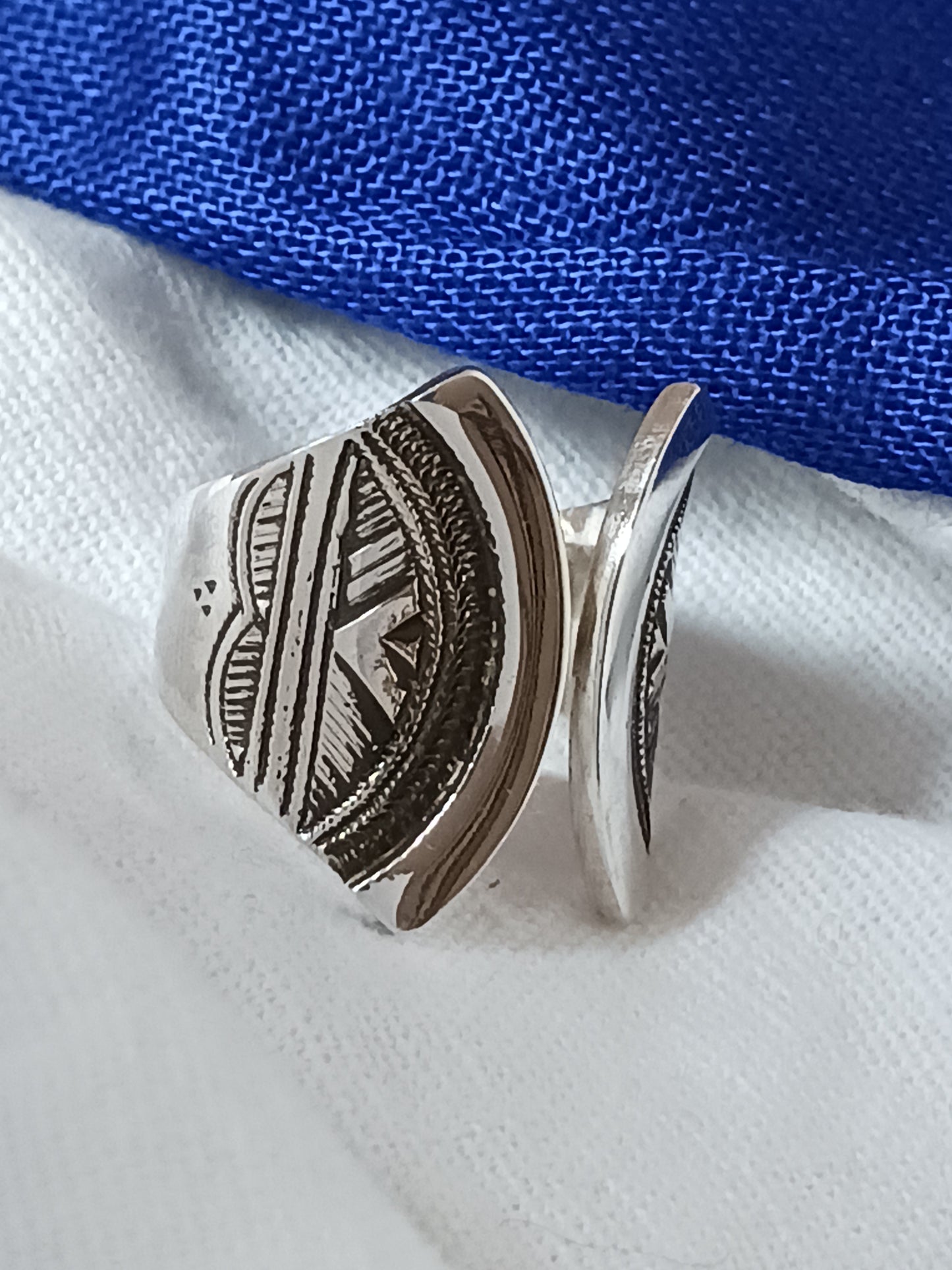 Bague touareg en argent massif