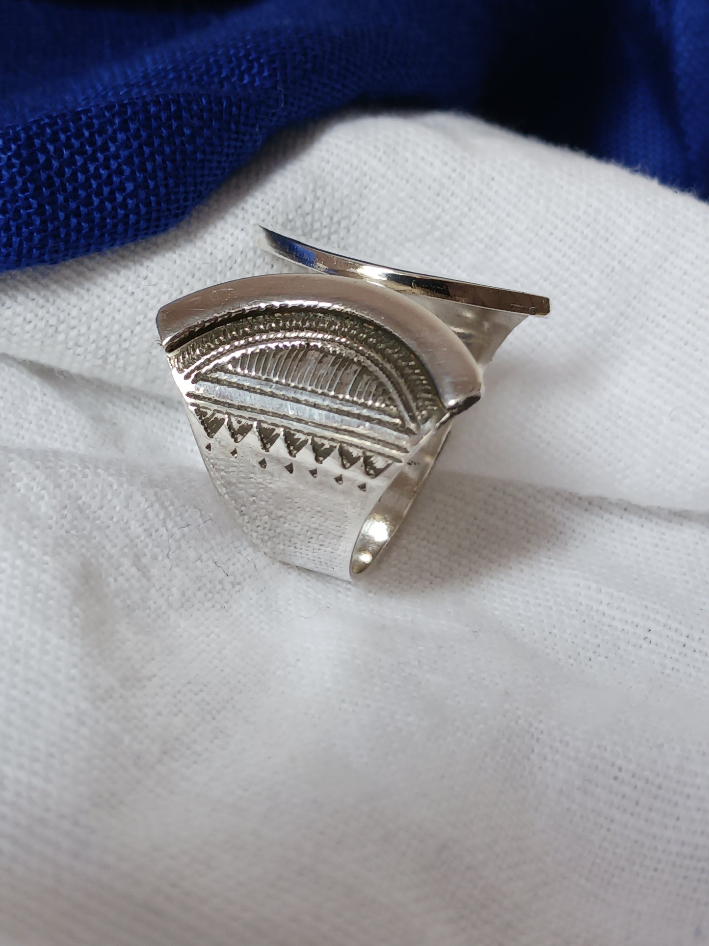 Bague touareg en argent massif