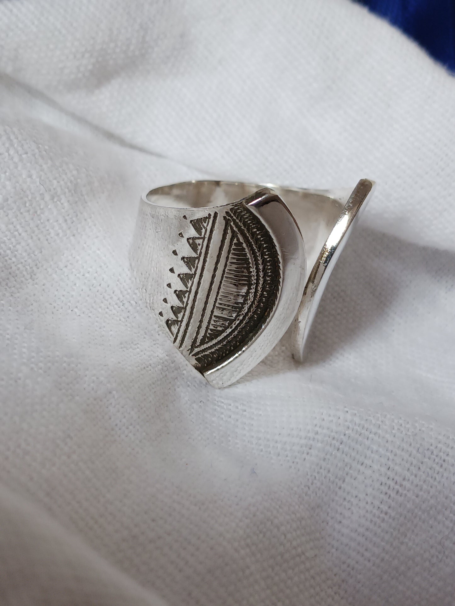 Bague touareg en argent massif