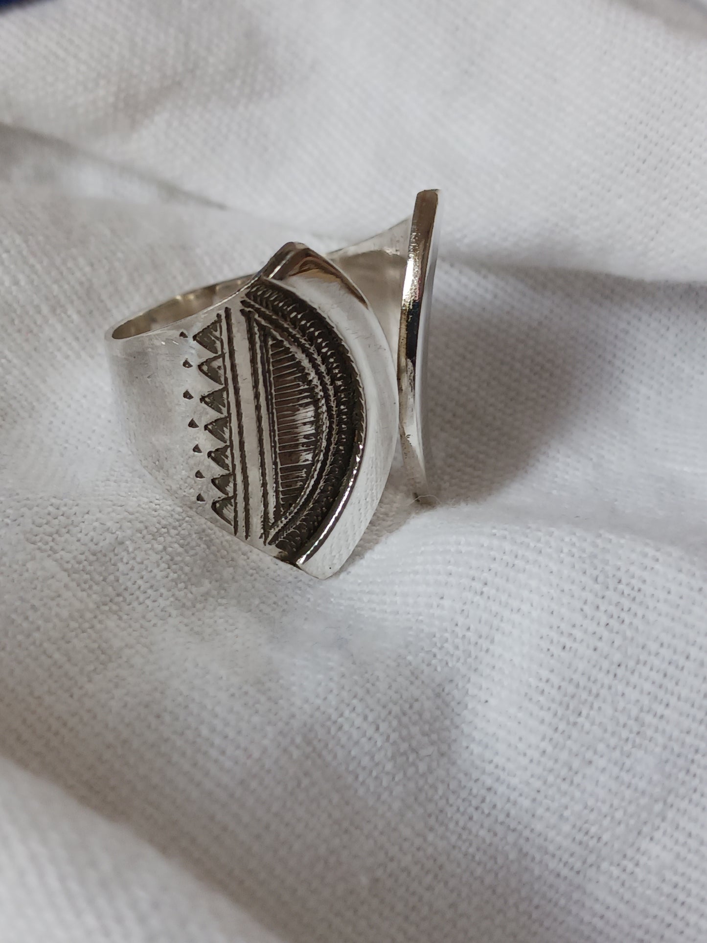 Bague touareg en argent massif
