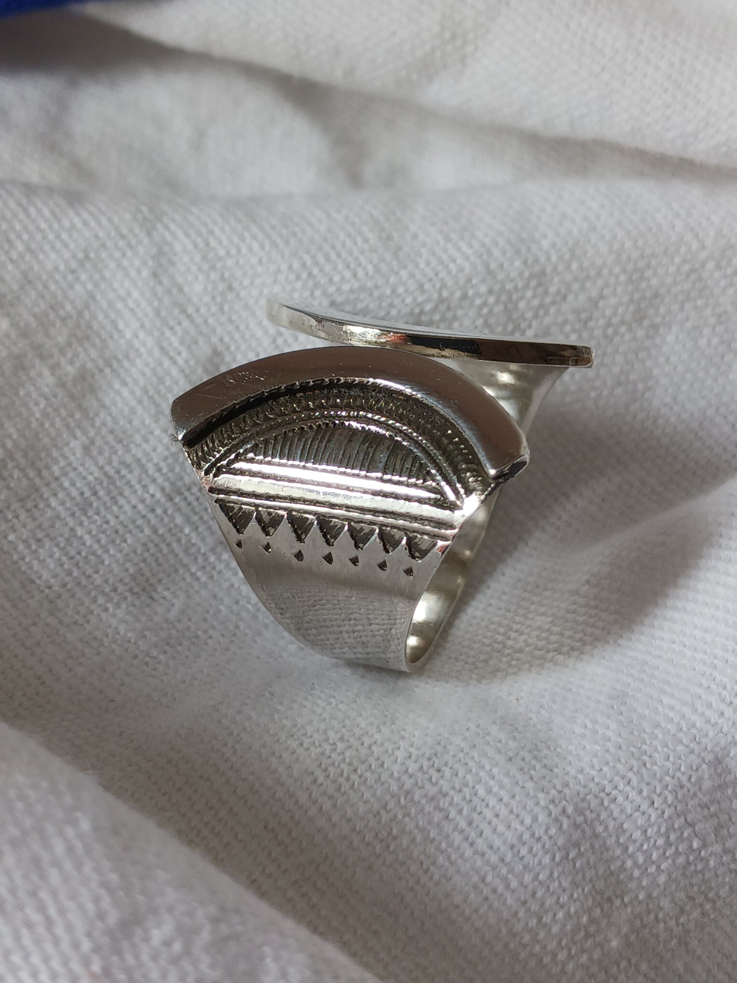 Bague touareg en argent massif
