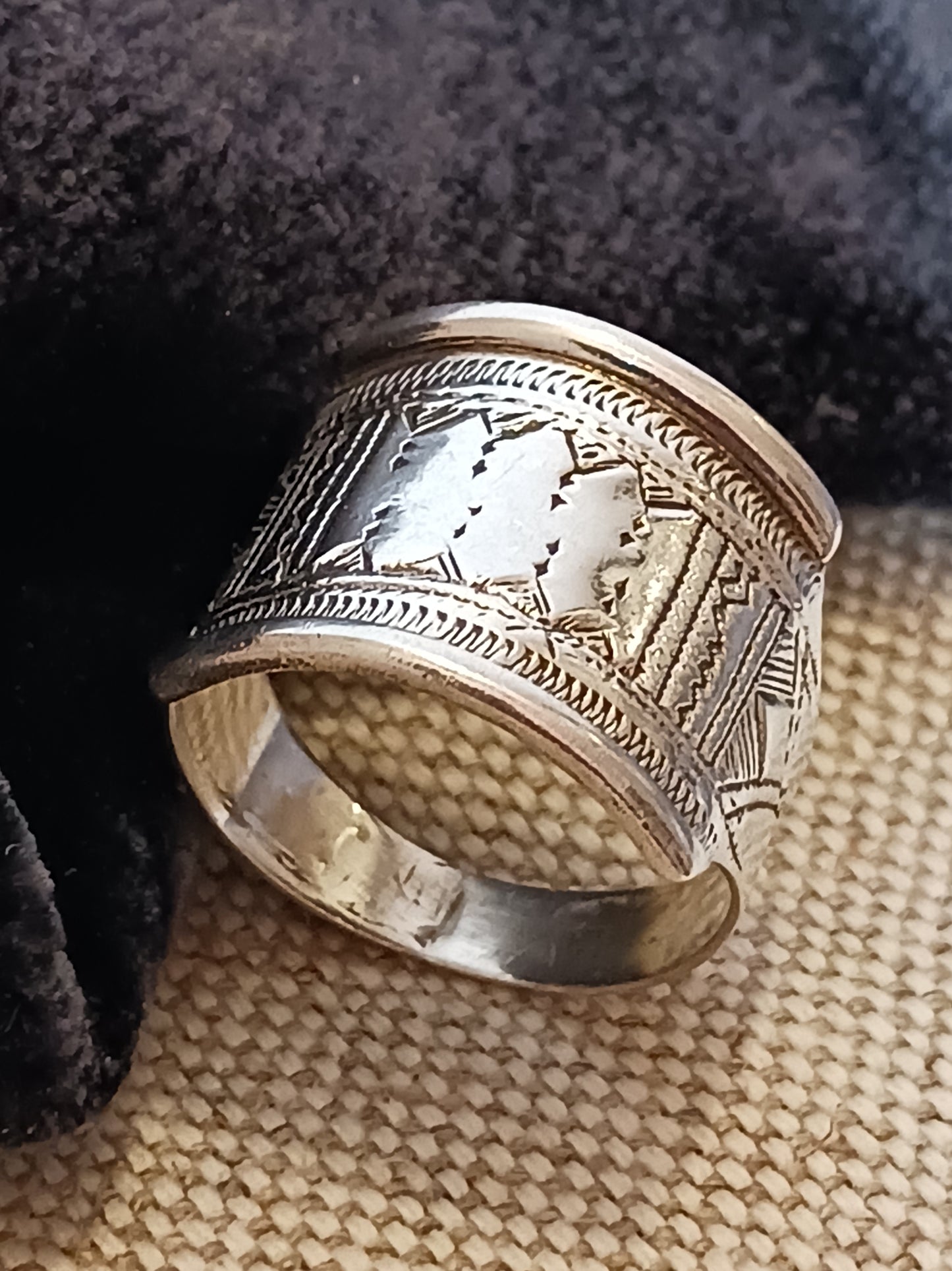 Bague touareg en argent massif