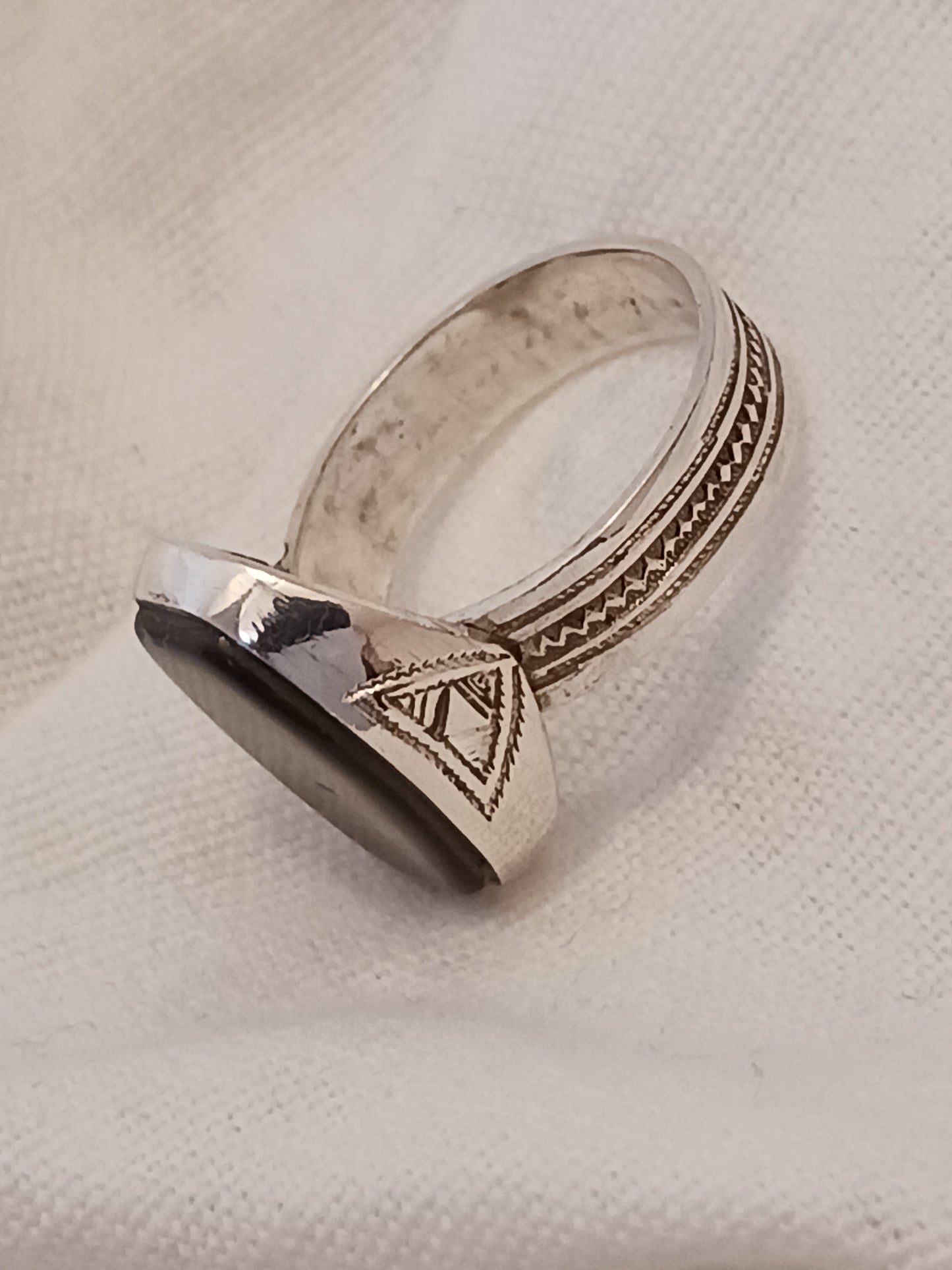 Bague touareg en argent massif