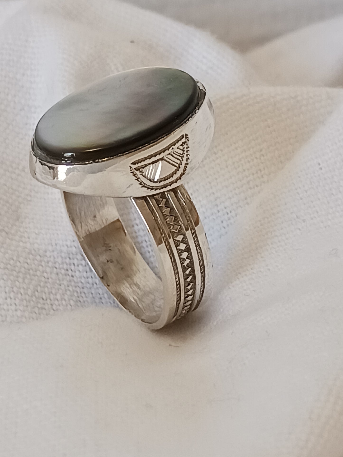 Bague touareg en argent massif