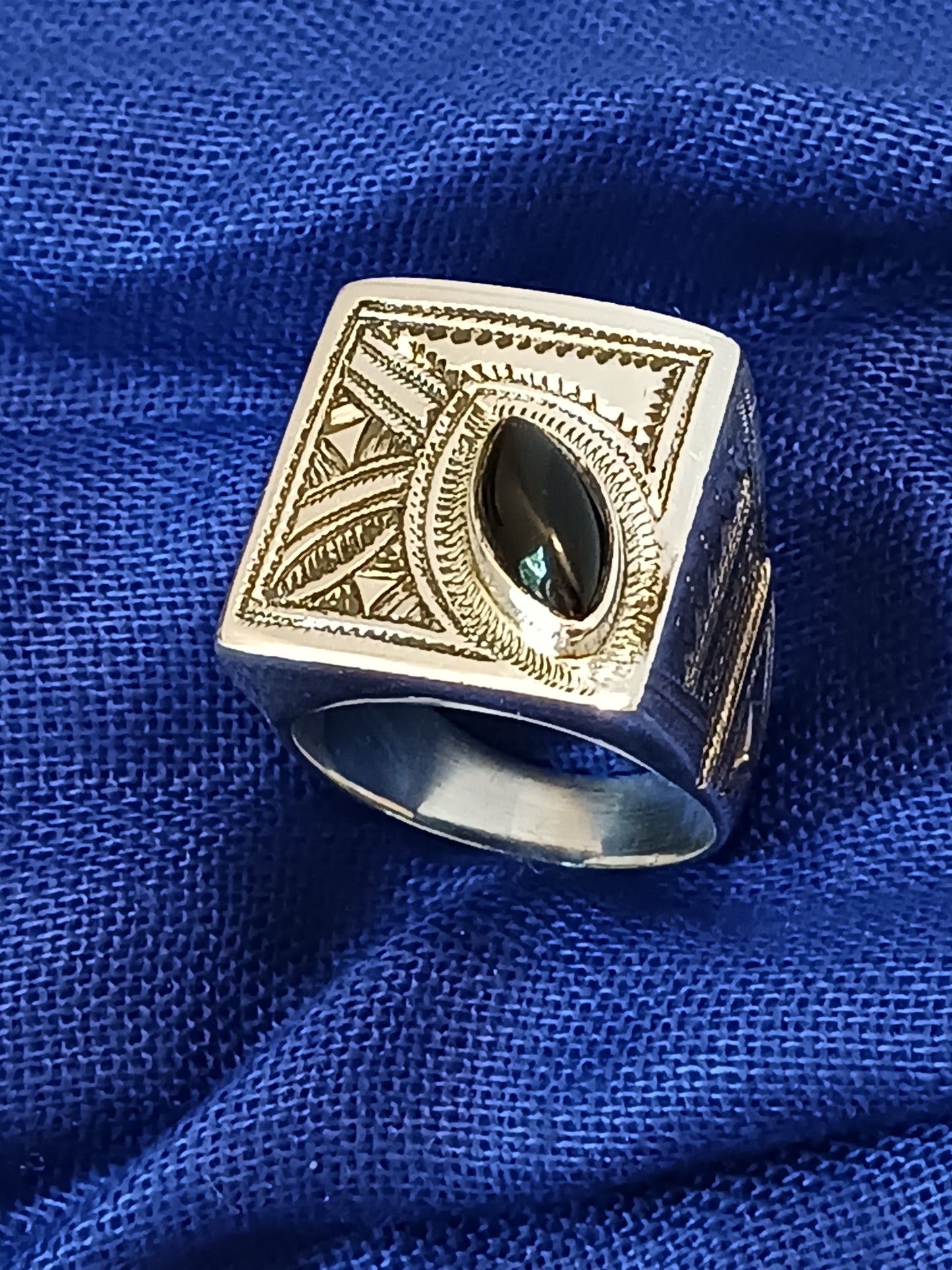 Bague touareg en argent massif