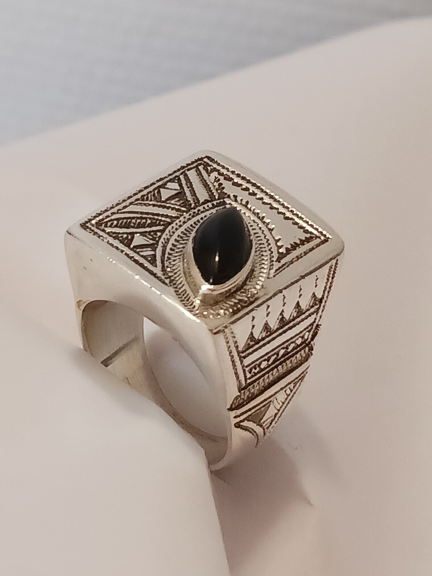 Bague touareg en argent massif