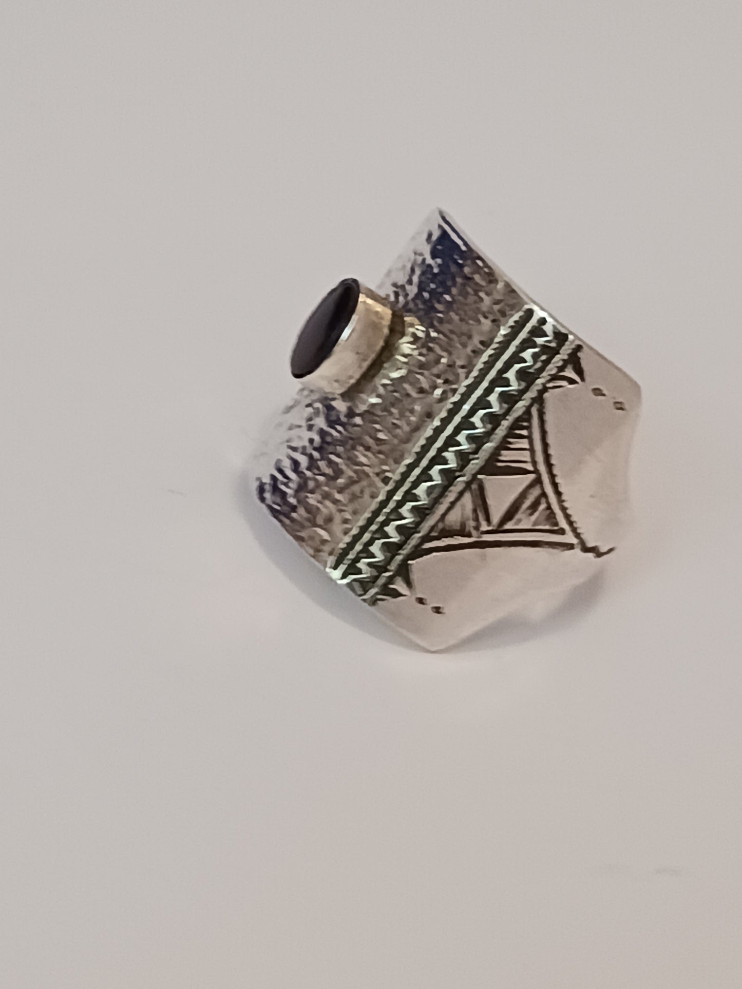Bague touareg en argent massif
