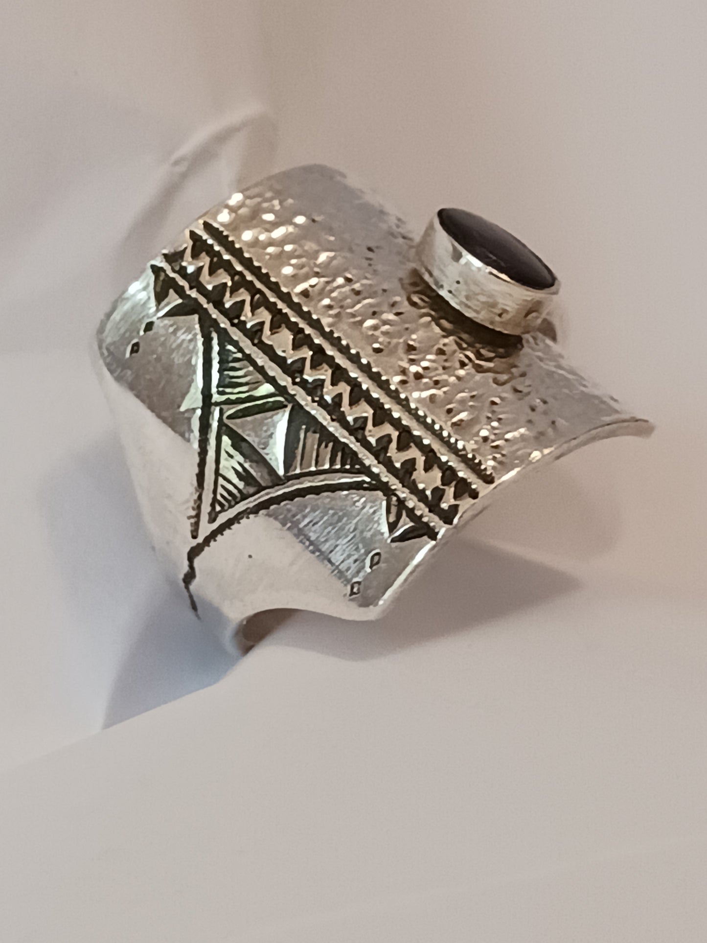 Bague touareg en argent massif