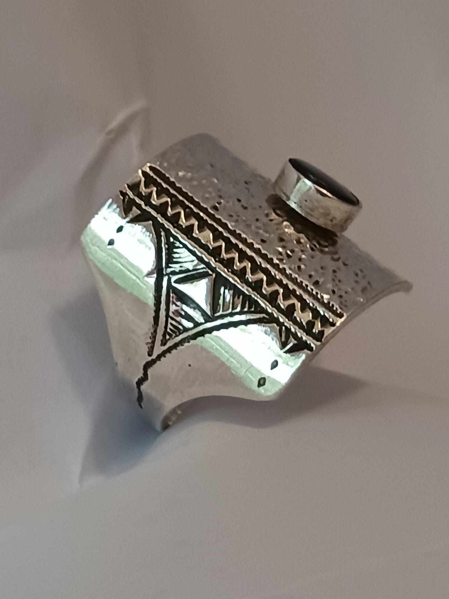 Bague touareg en argent massif
