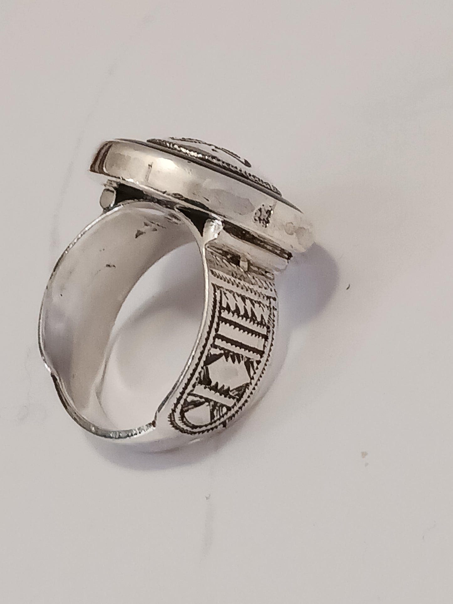 Bague touareg en argent massif