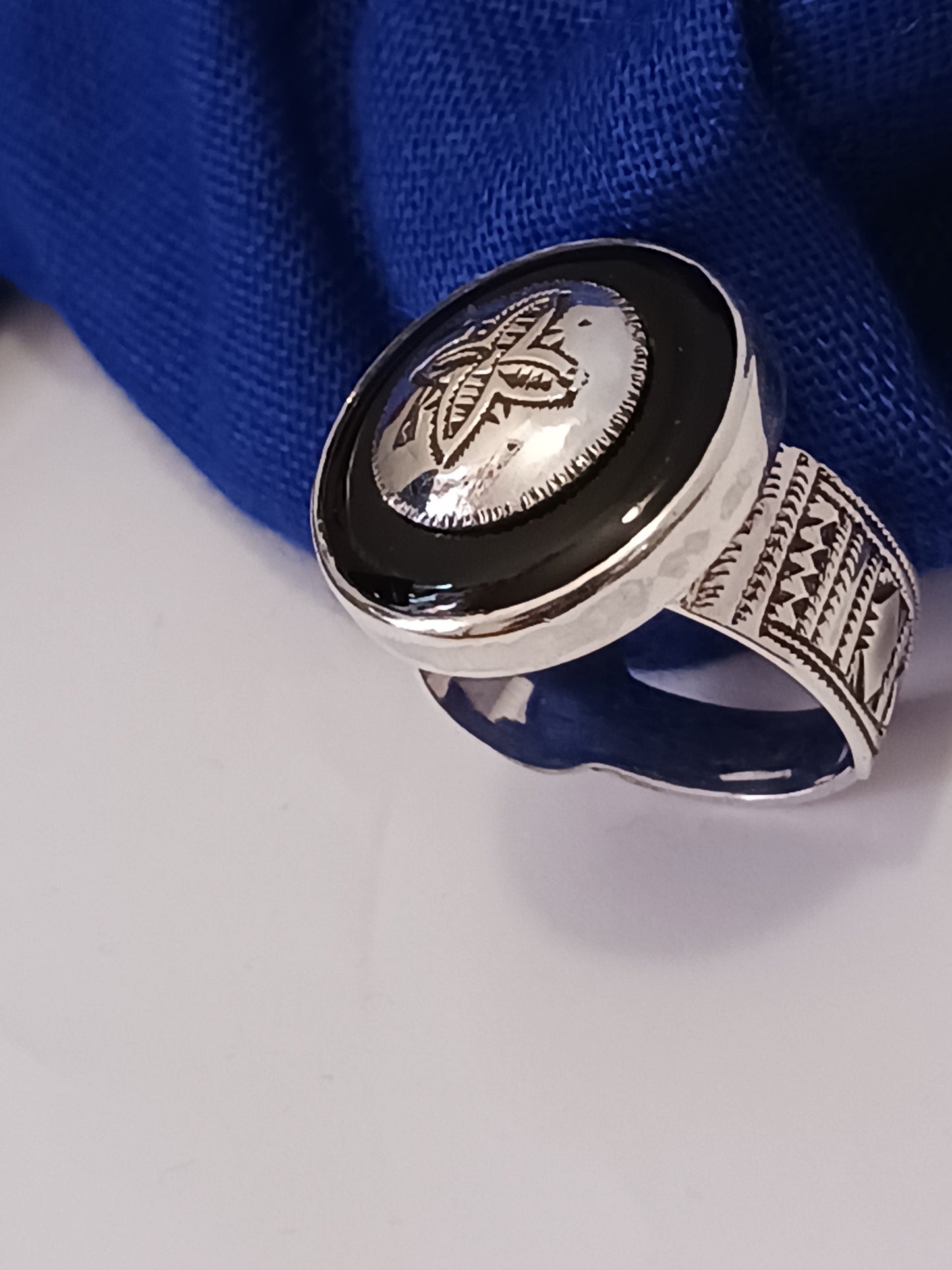 Bague touareg en argent massif
