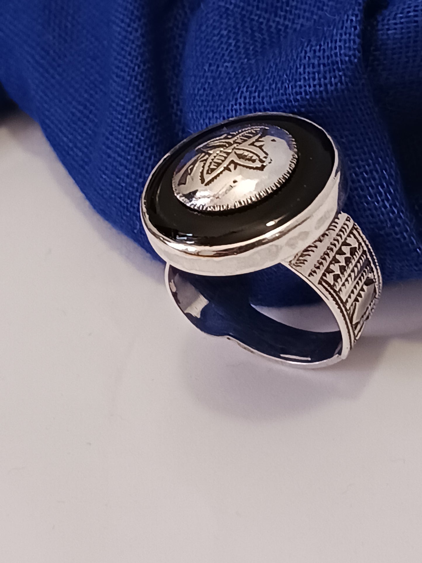 Bague touareg en argent massif