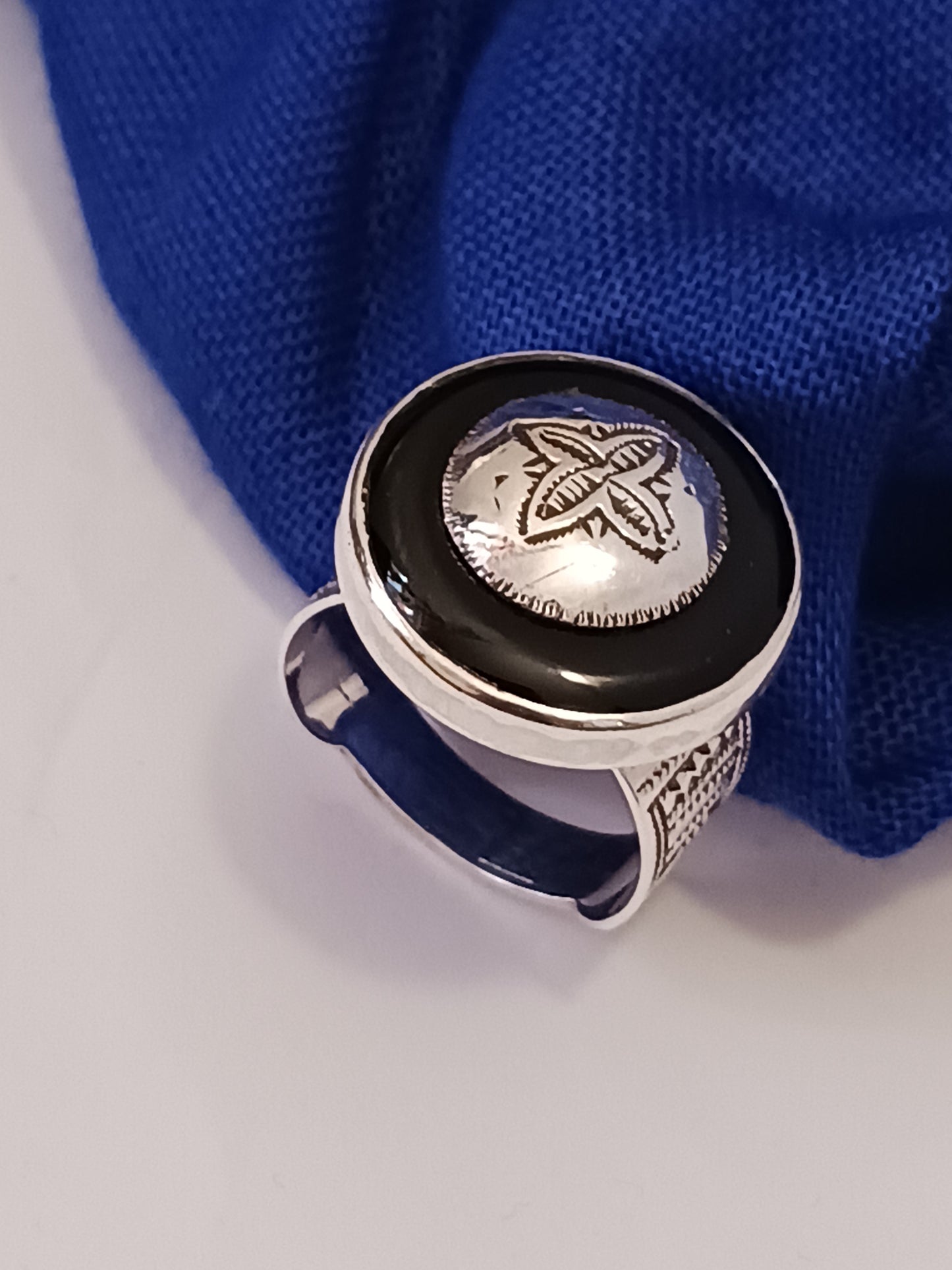 Bague touareg en argent massif