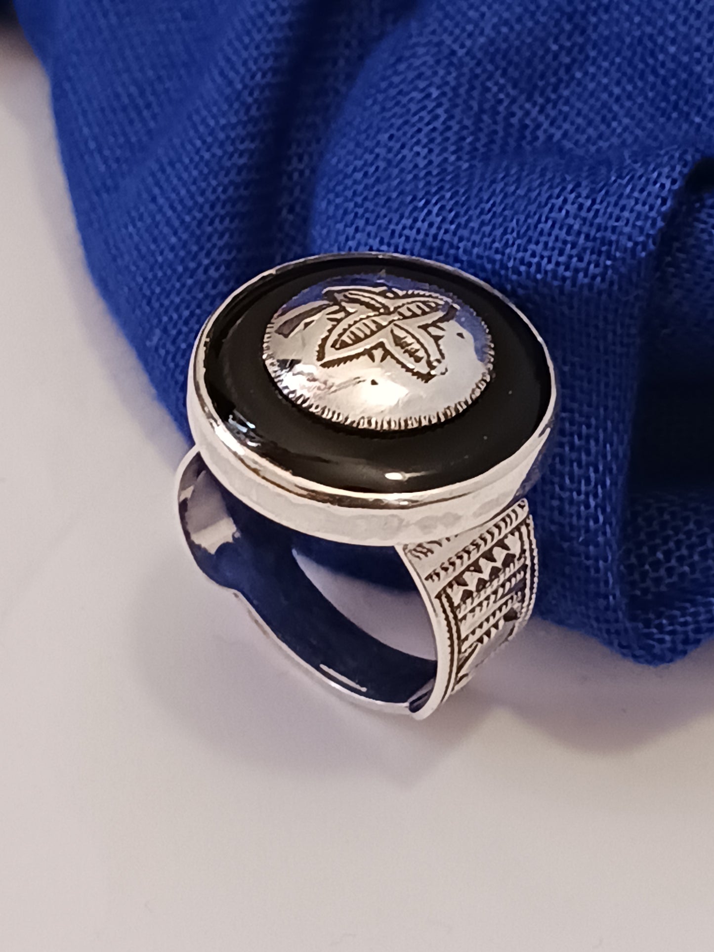 Bague touareg en argent massif