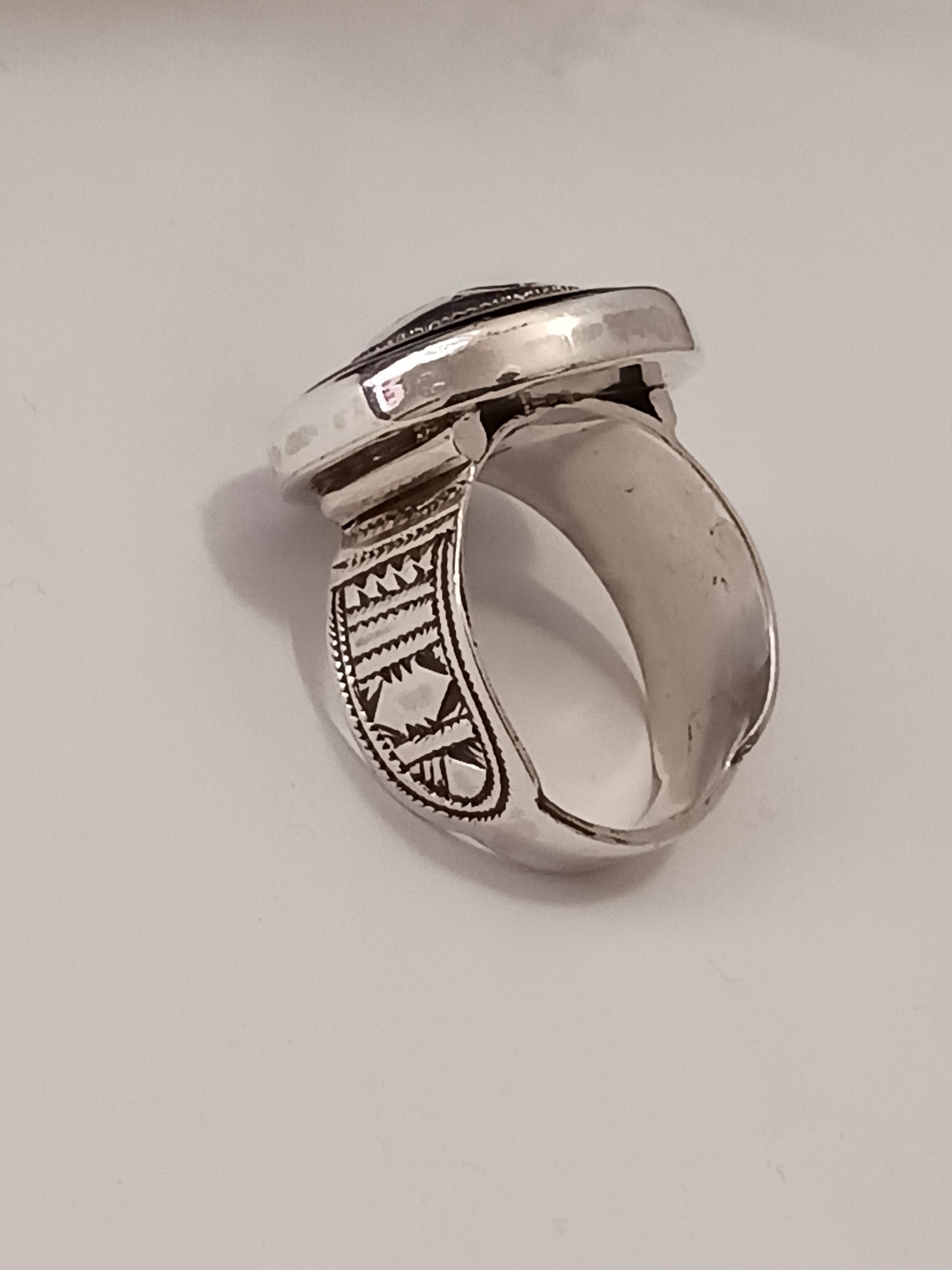 Bague touareg en argent massif