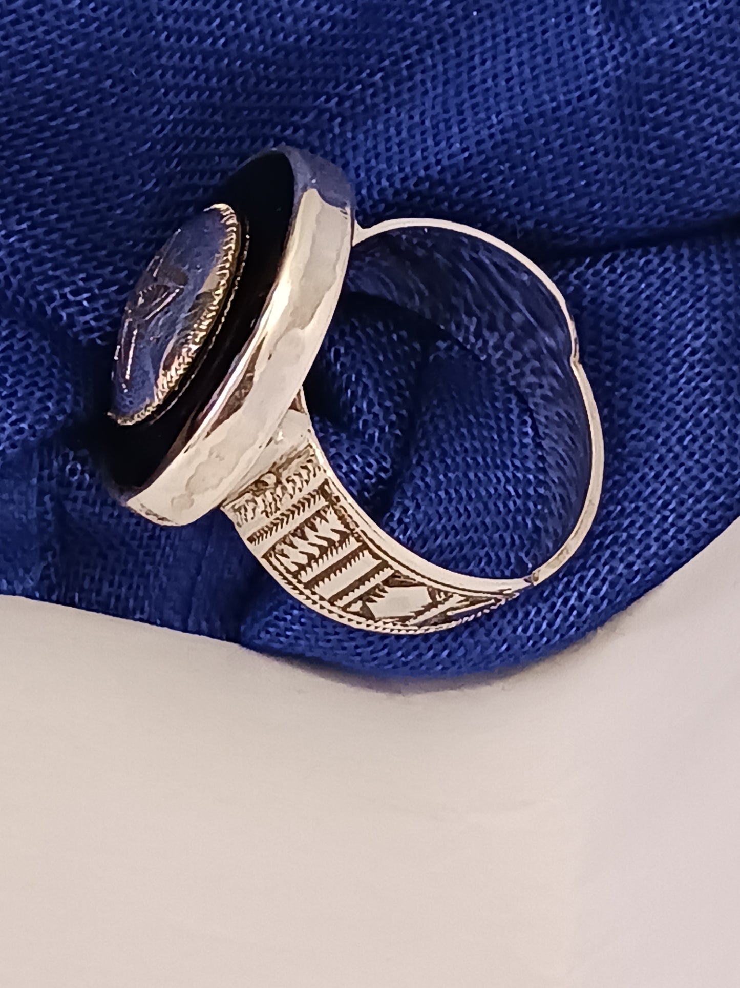 Bague touareg en argent massif