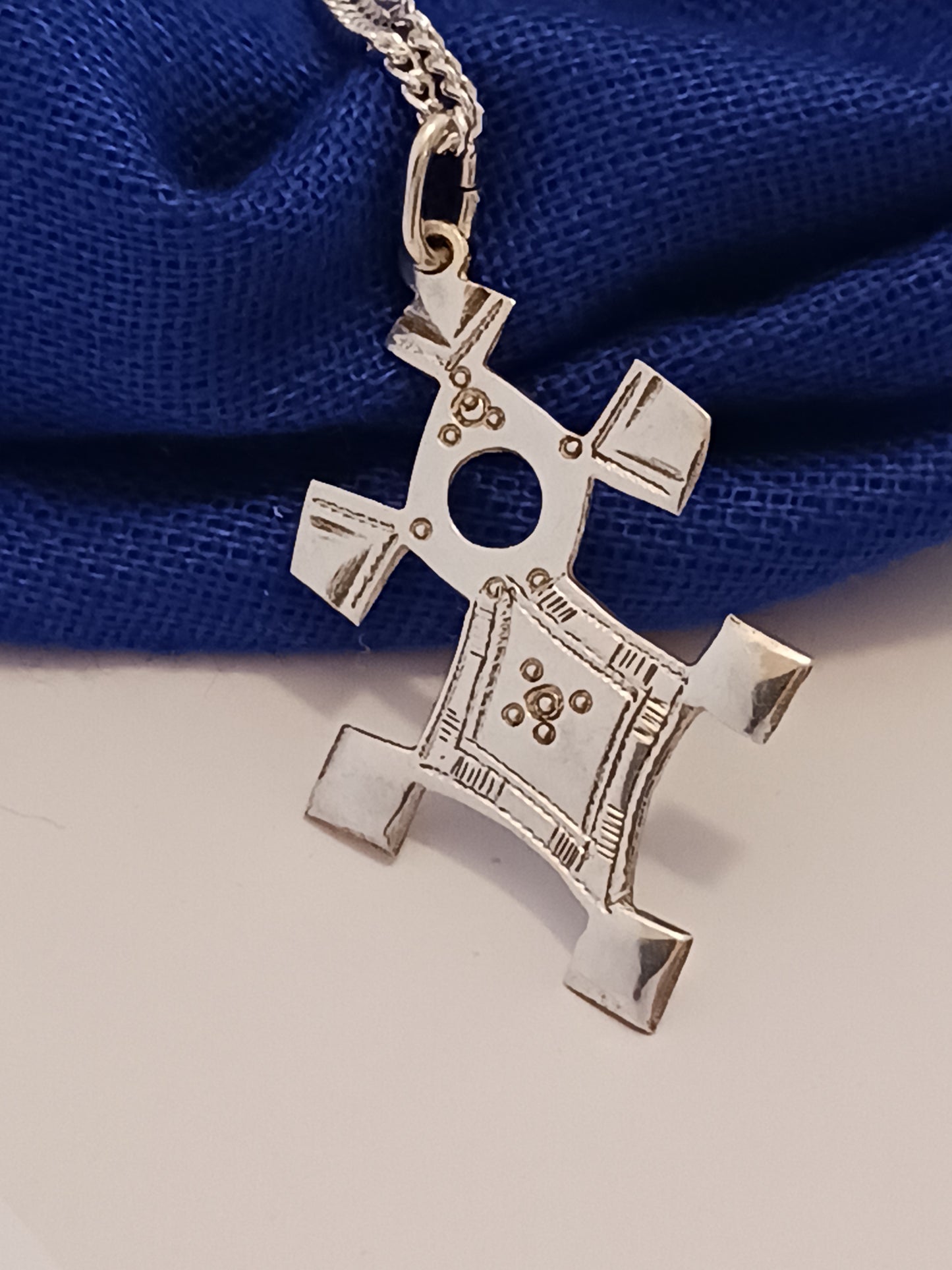 Collier Croix touareg en argent massif
