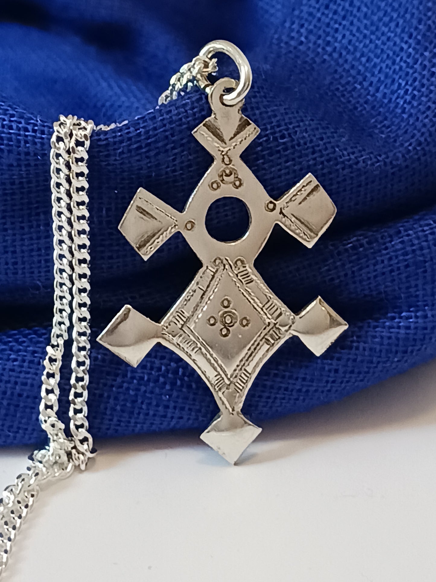 Collier Croix touareg en argent massif