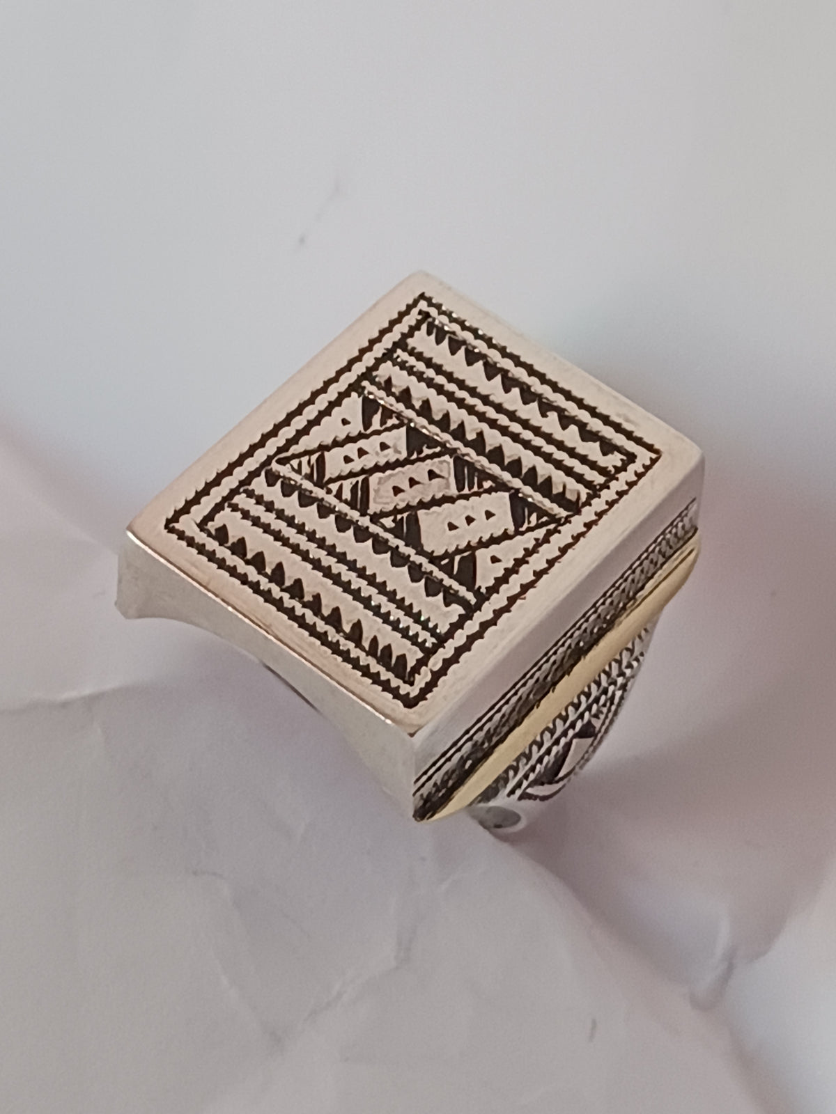Bague touareg en argent massif