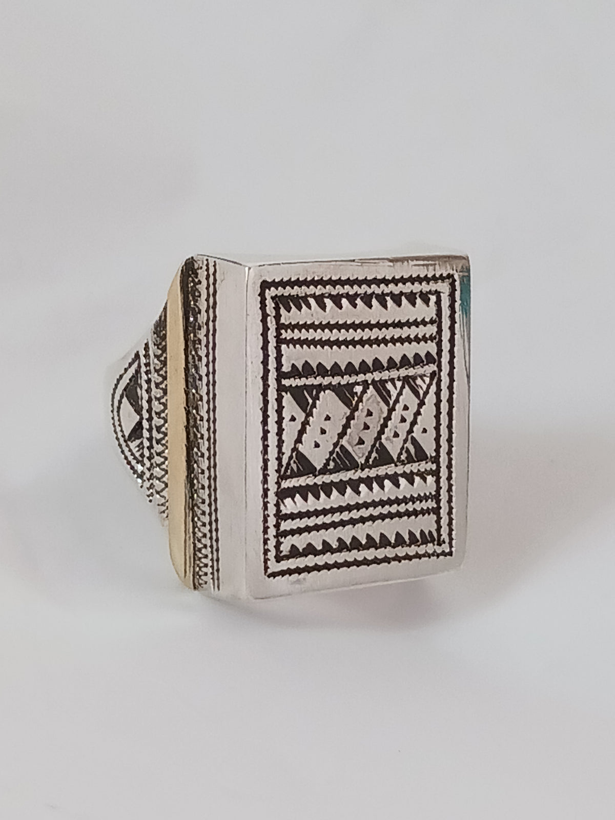 Bague touareg en argent massif