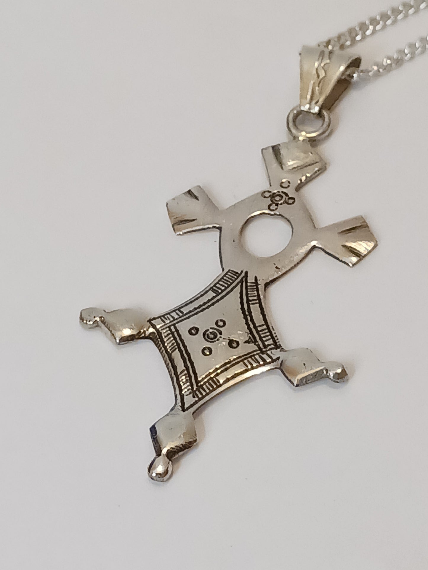 Collier Croix touareg en argent massif