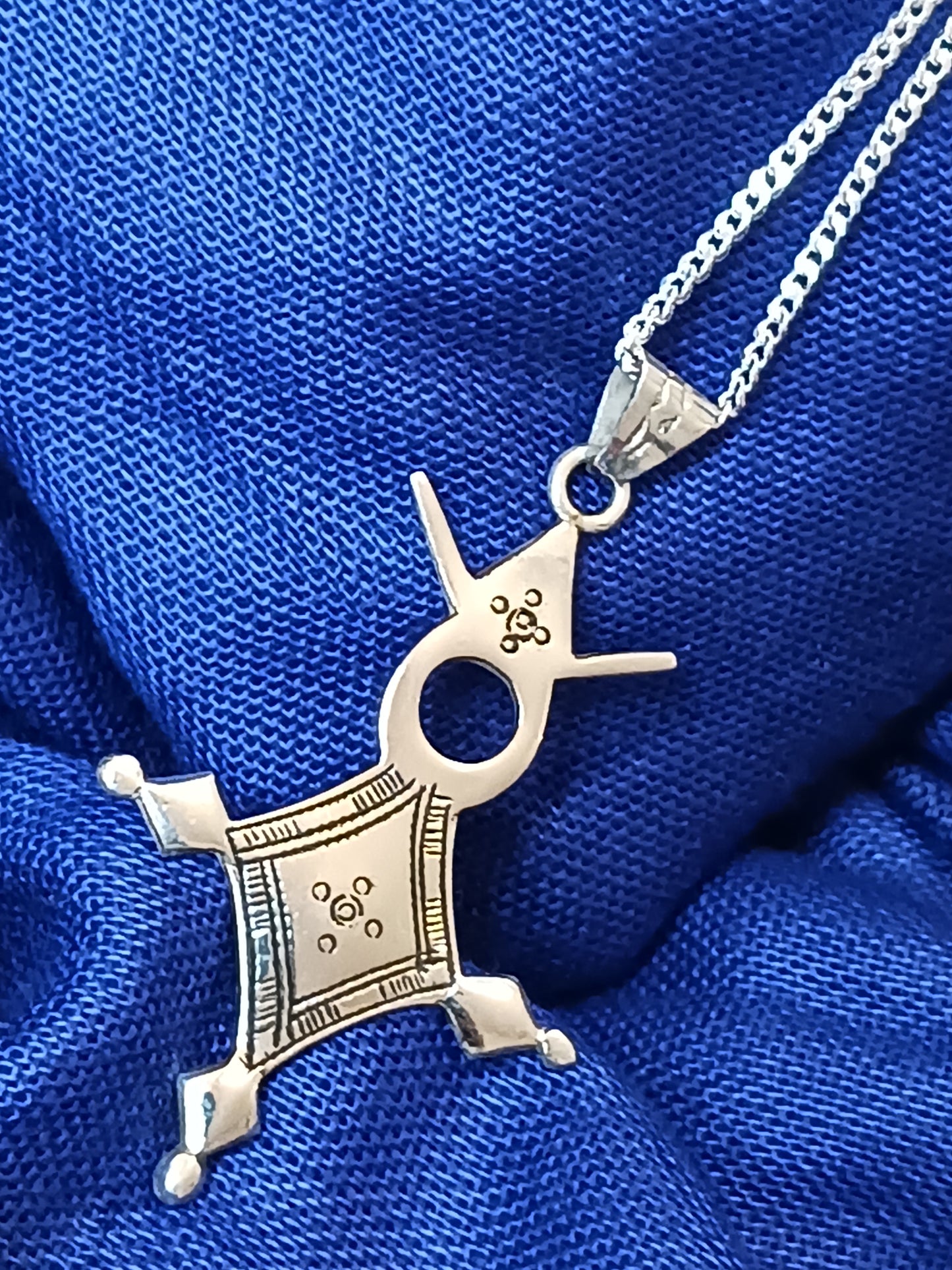 Collier Croix touareg en argent massif