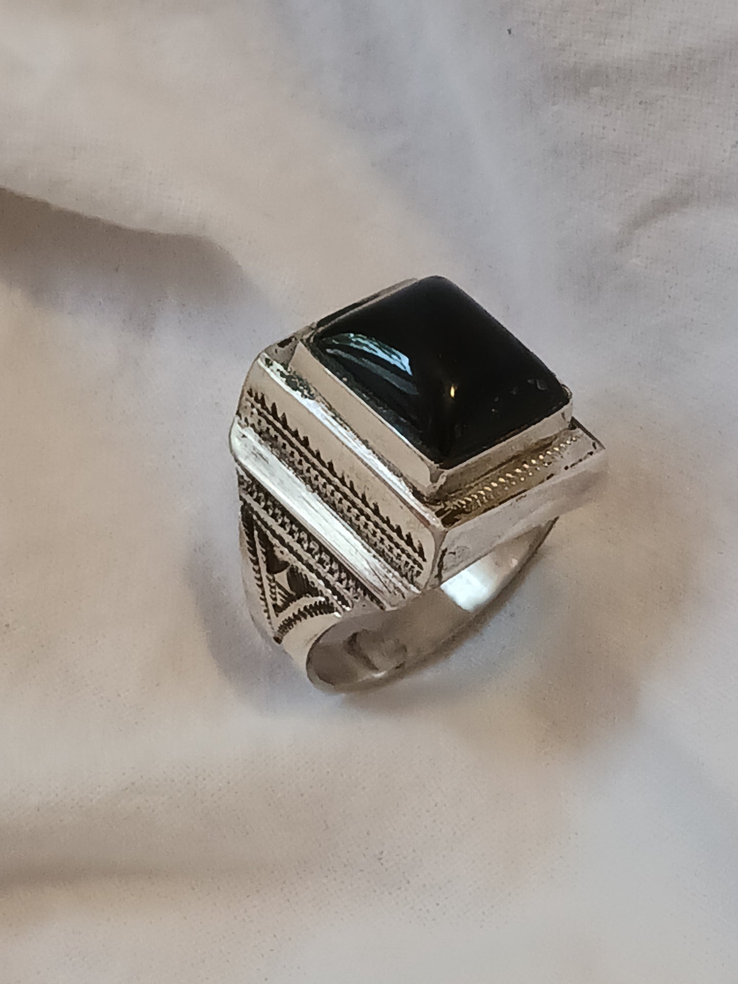 Bague touareg en argent massif