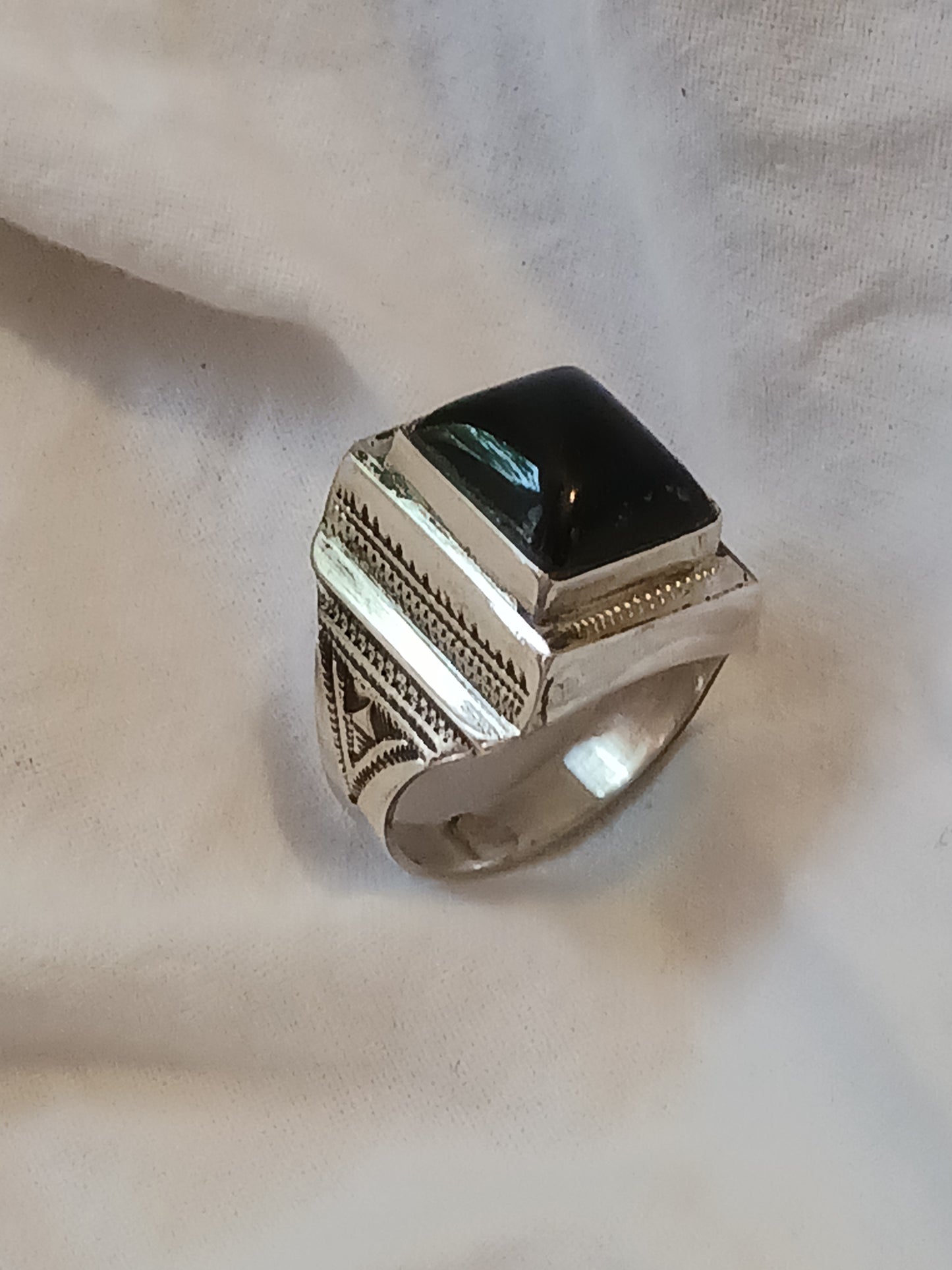 Bague touareg en argent massif