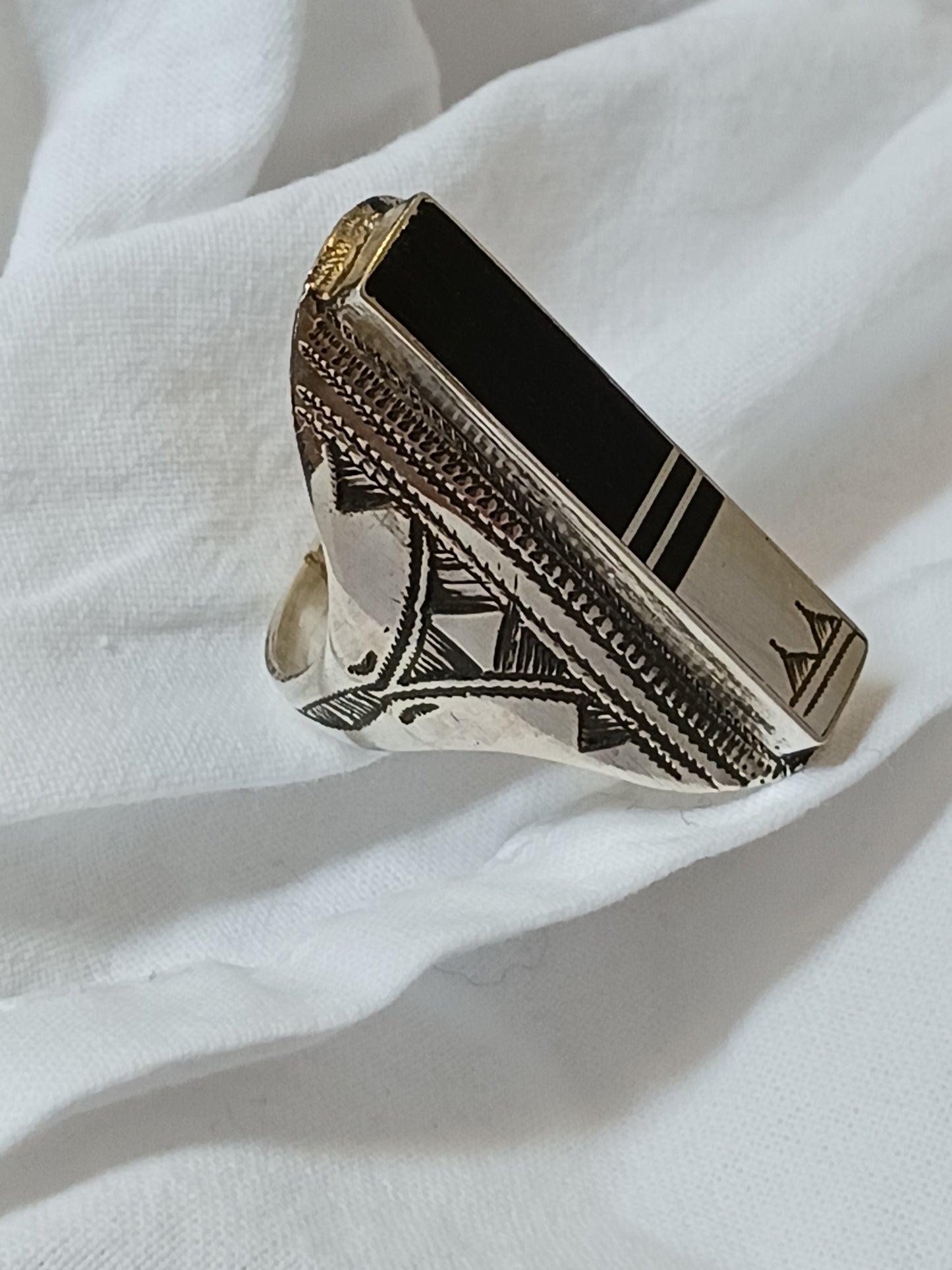 Bague touareg en argent massif