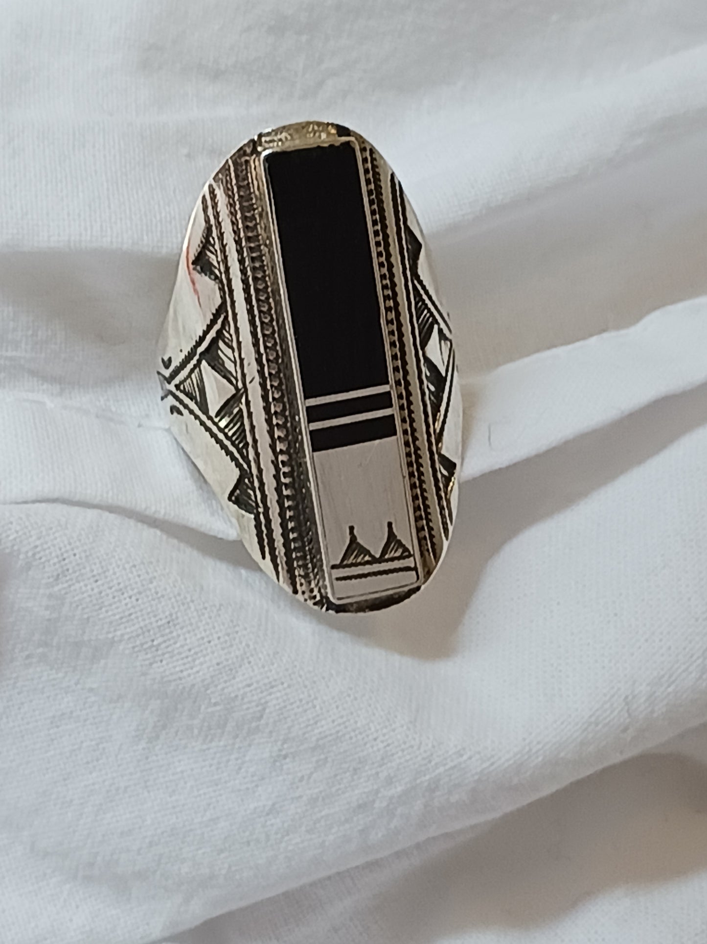 Bague touareg en argent massif