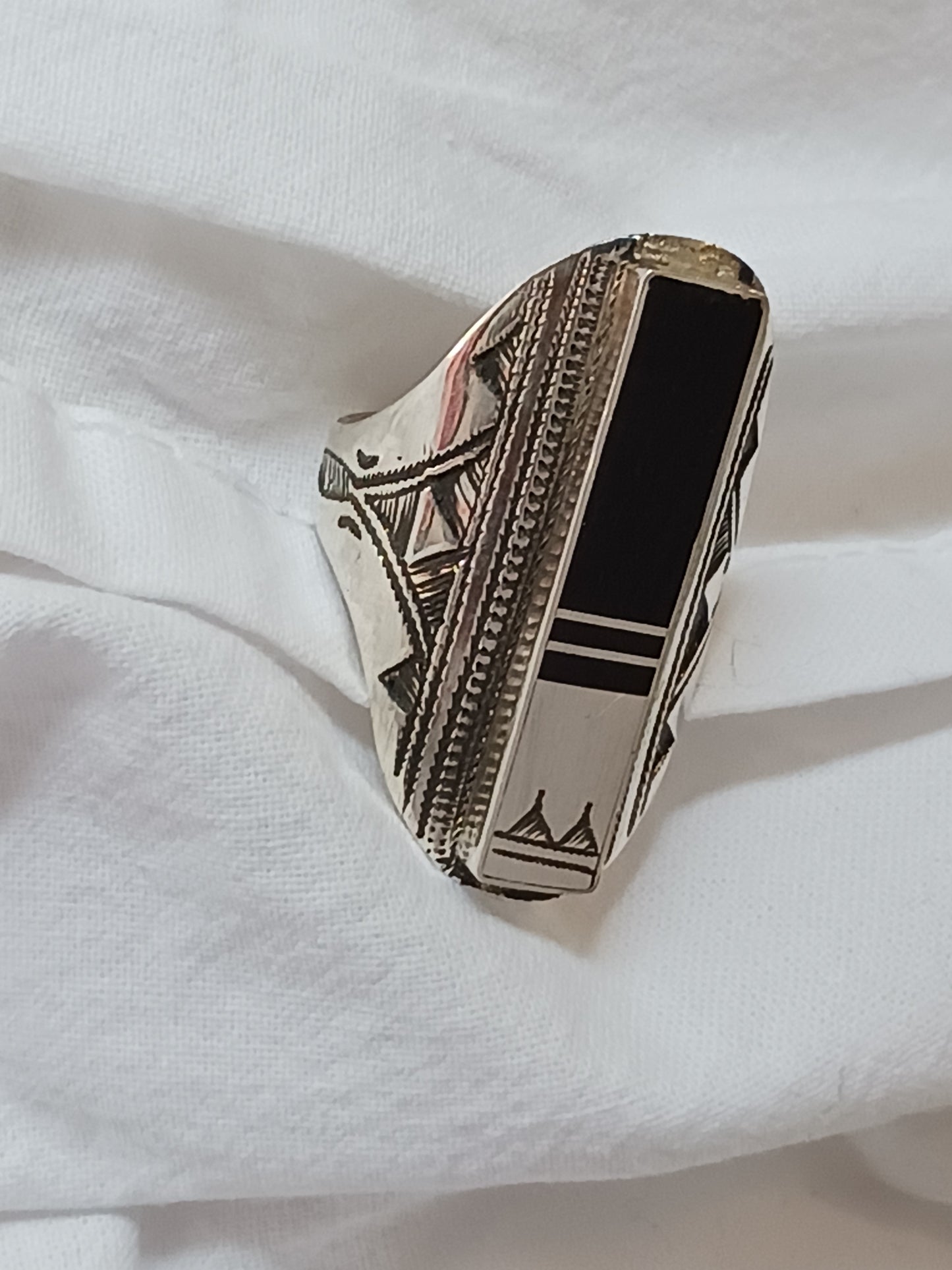 Bague touareg en argent massif