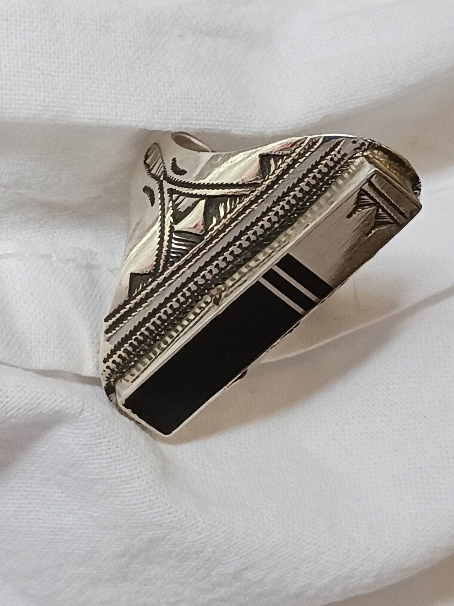 Bague touareg en argent massif