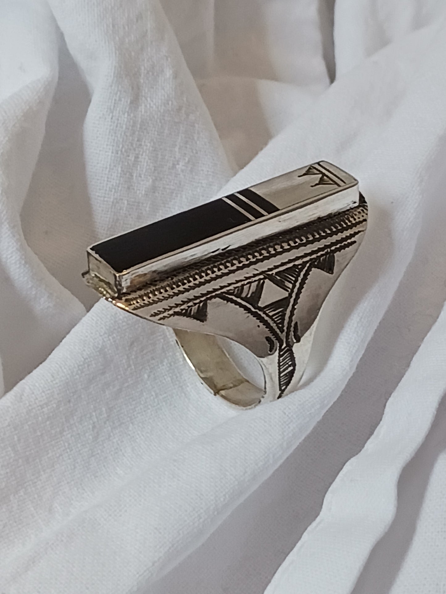 Bague touareg en argent massif