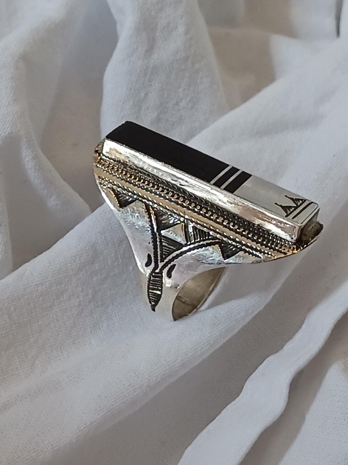 Bague touareg en argent massif