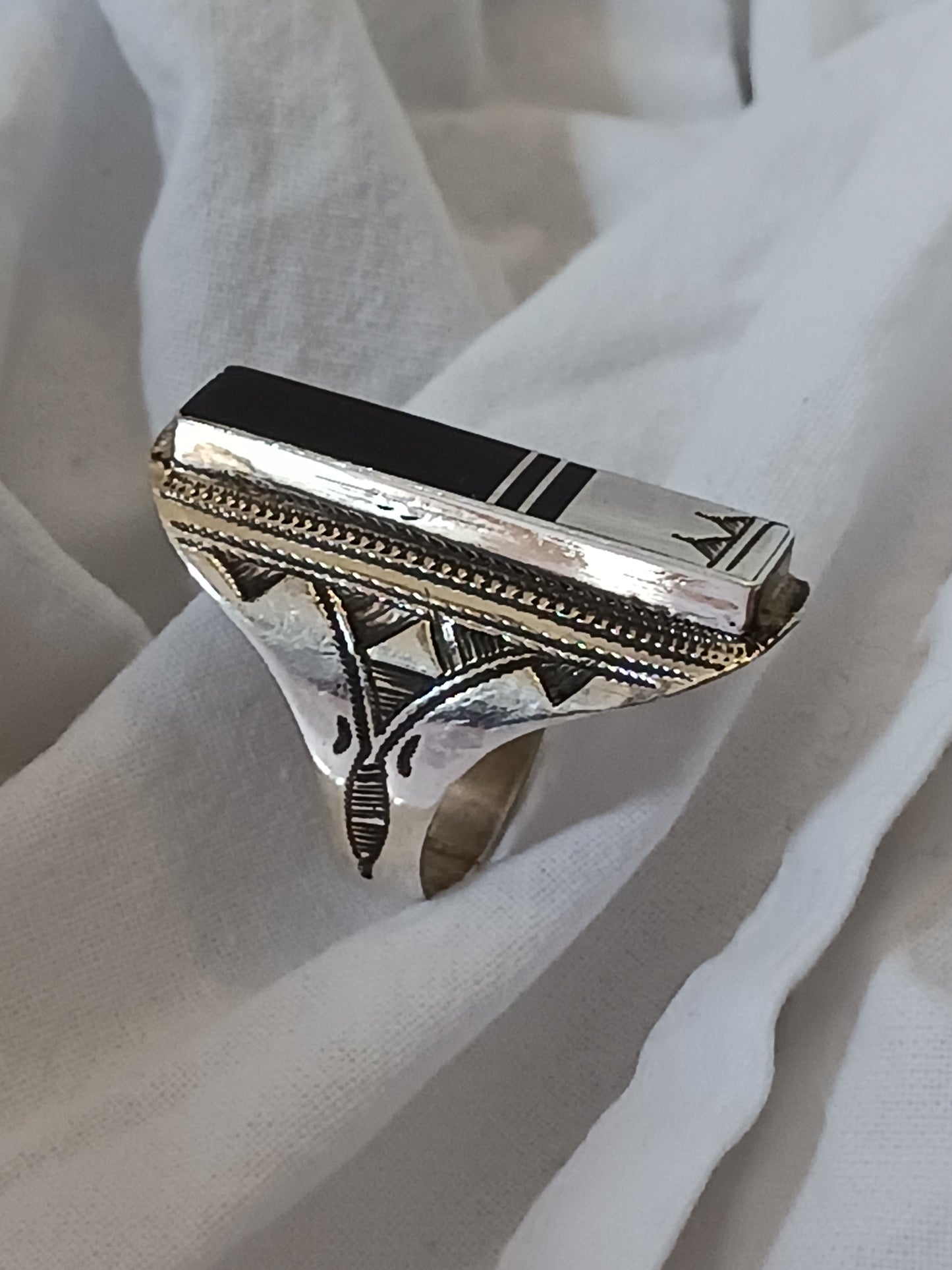 Bague touareg en argent massif