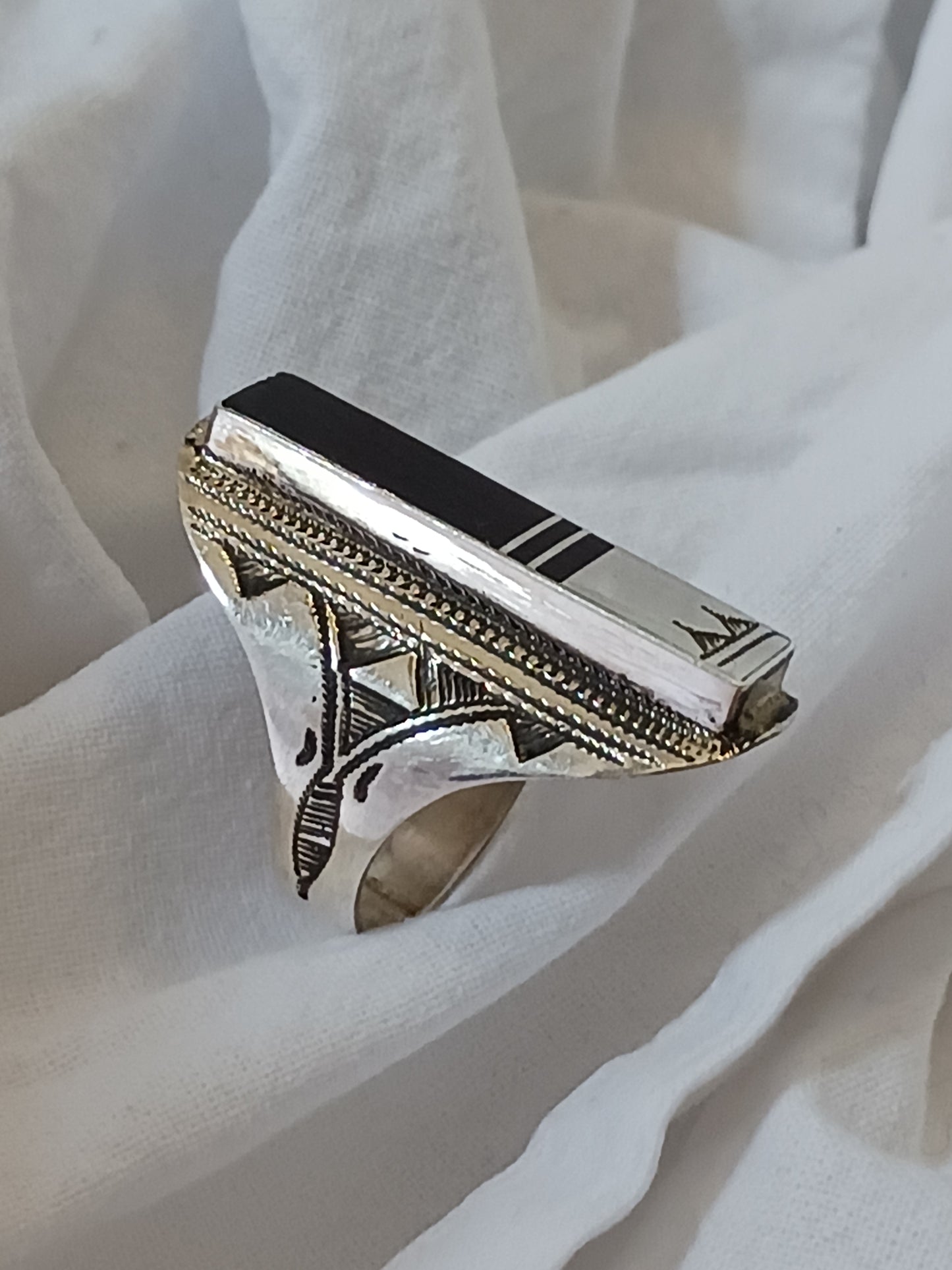 Bague touareg en argent massif