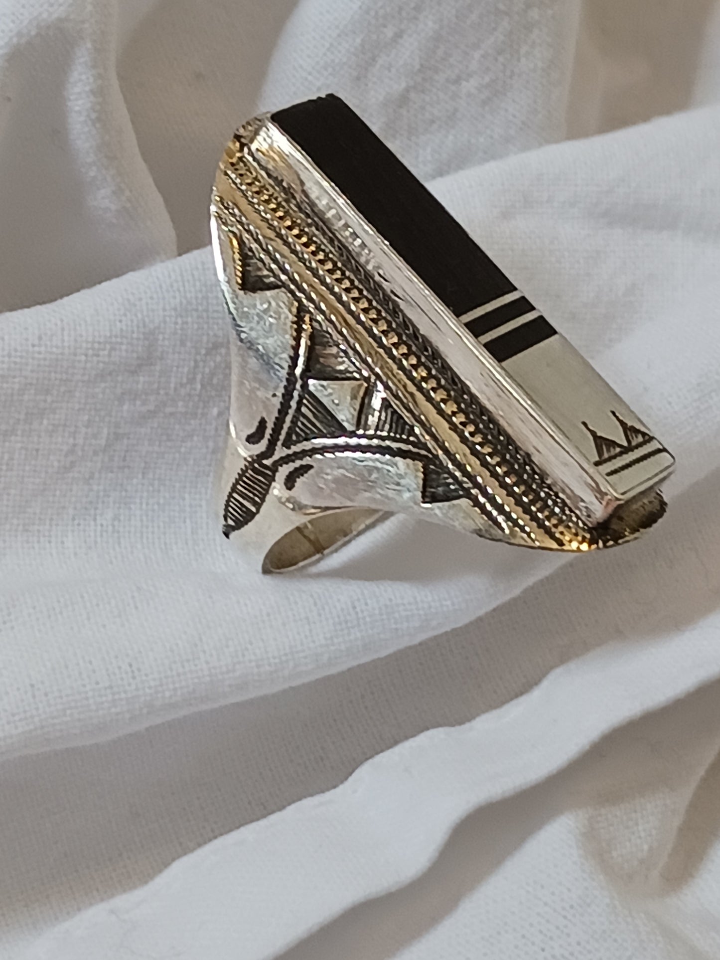 Bague touareg en argent massif