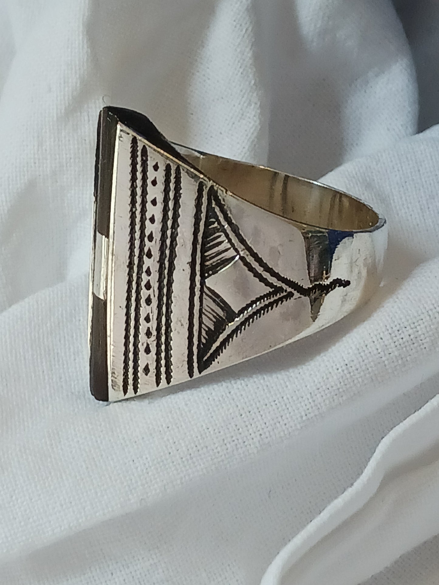 Bague touareg en argent massif