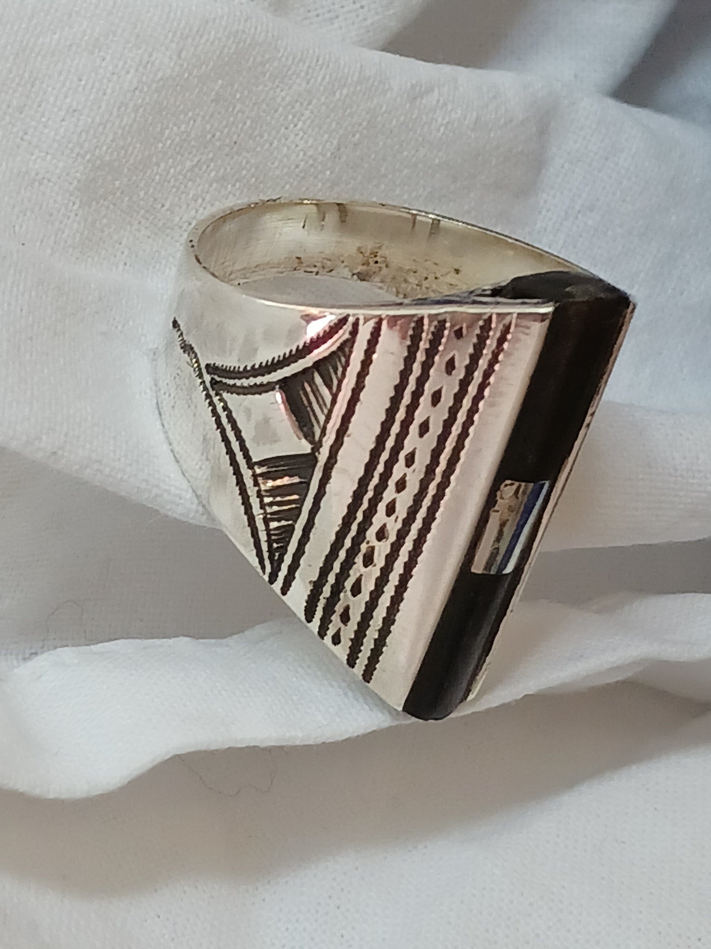 Bague touareg en argent massif