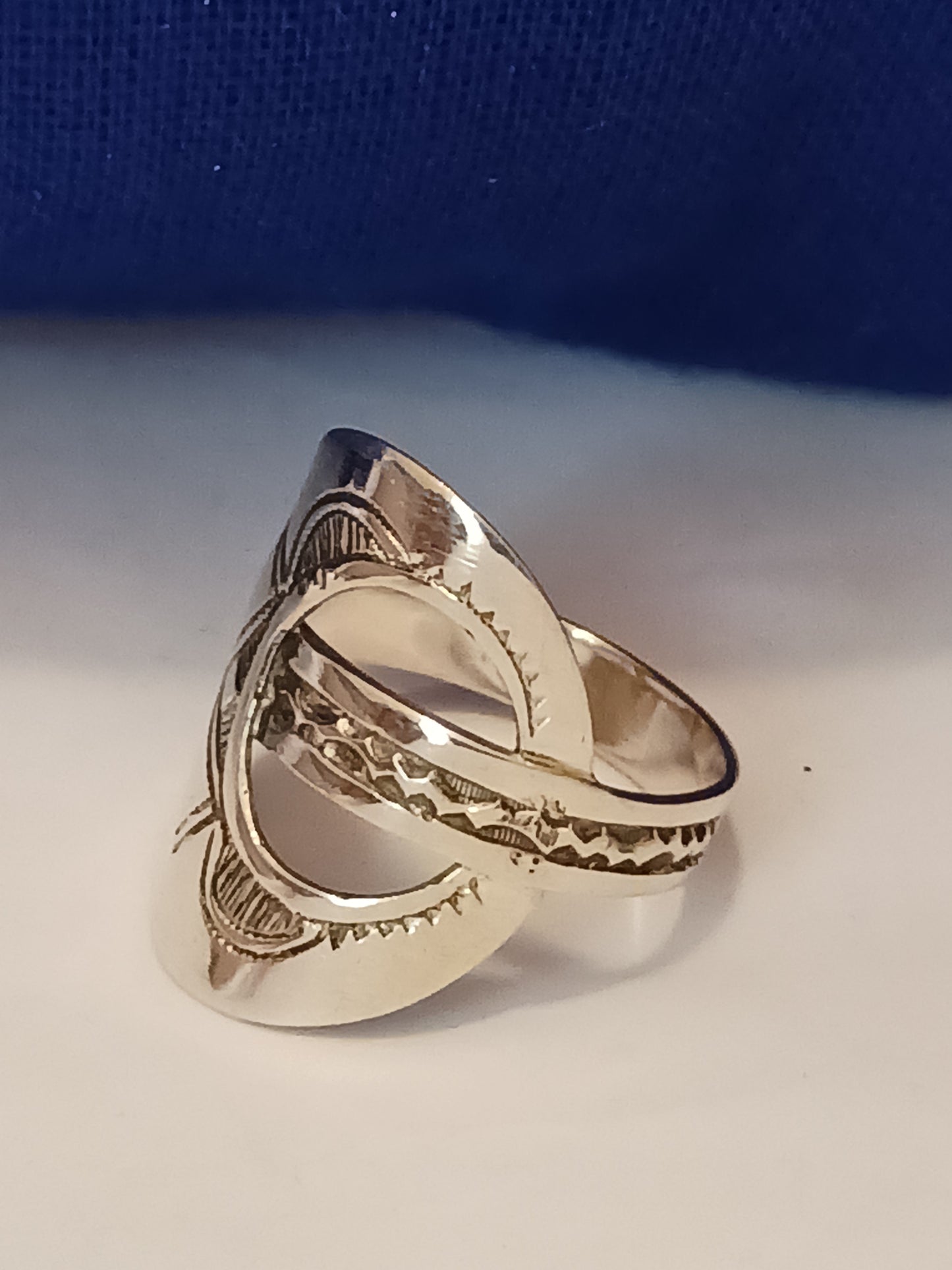 Bague touareg en argent massif