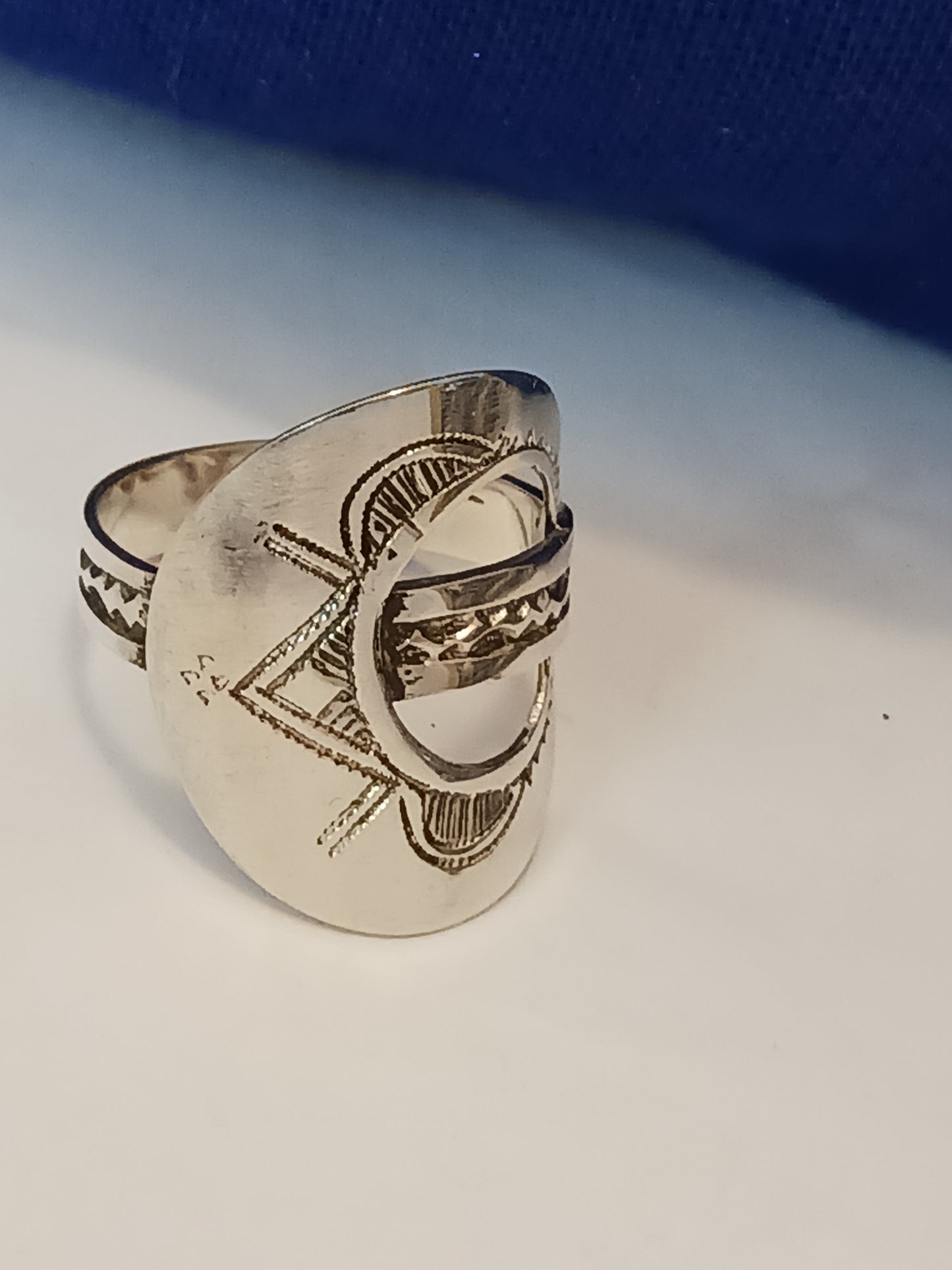 Bague touareg en argent massif