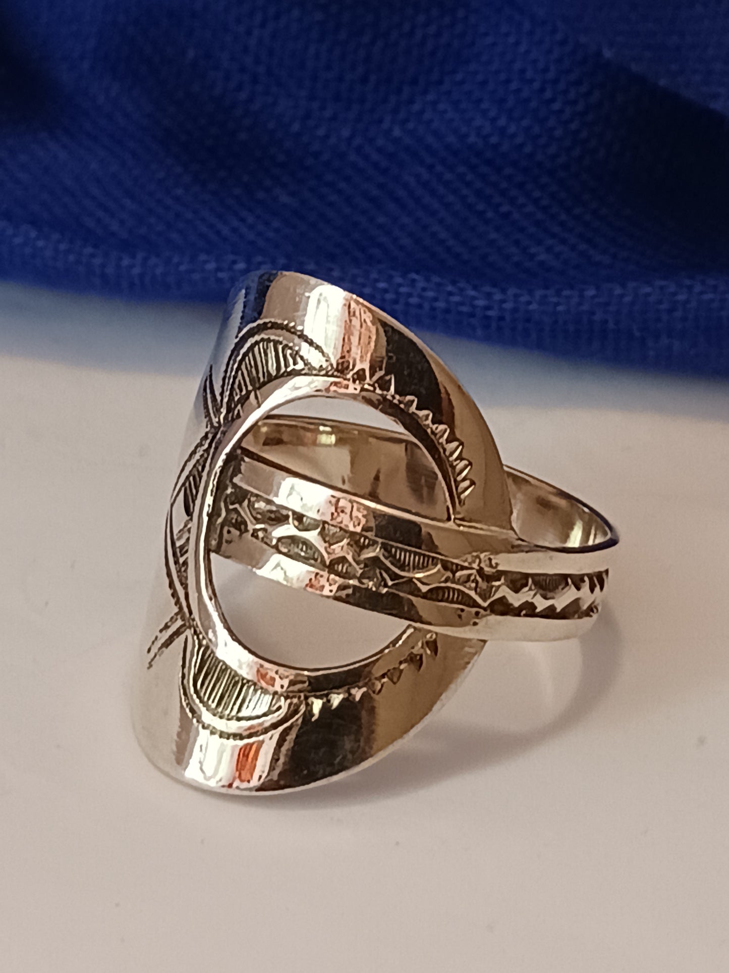 Bague touareg en argent massif