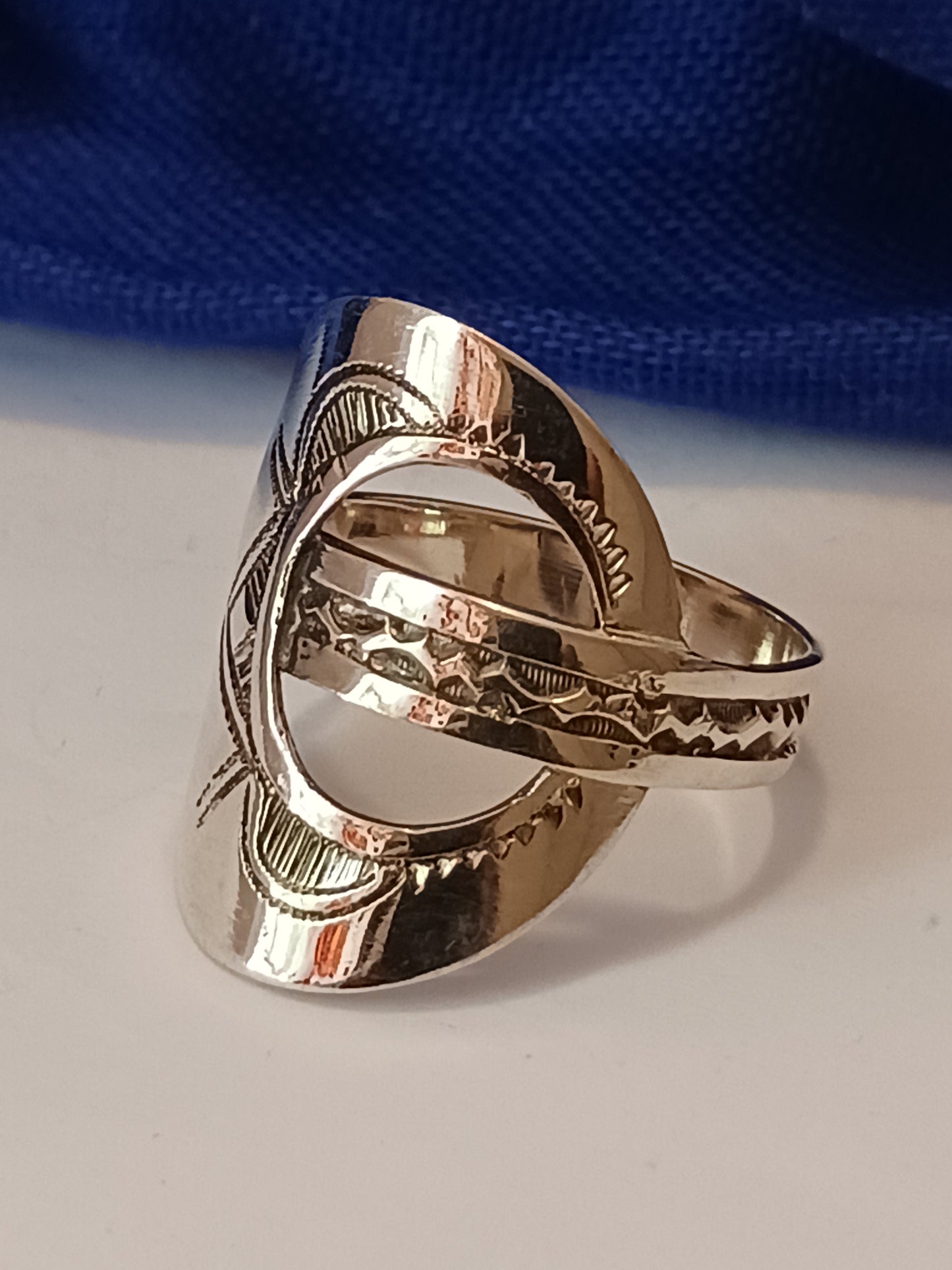 Bague touareg en argent massif