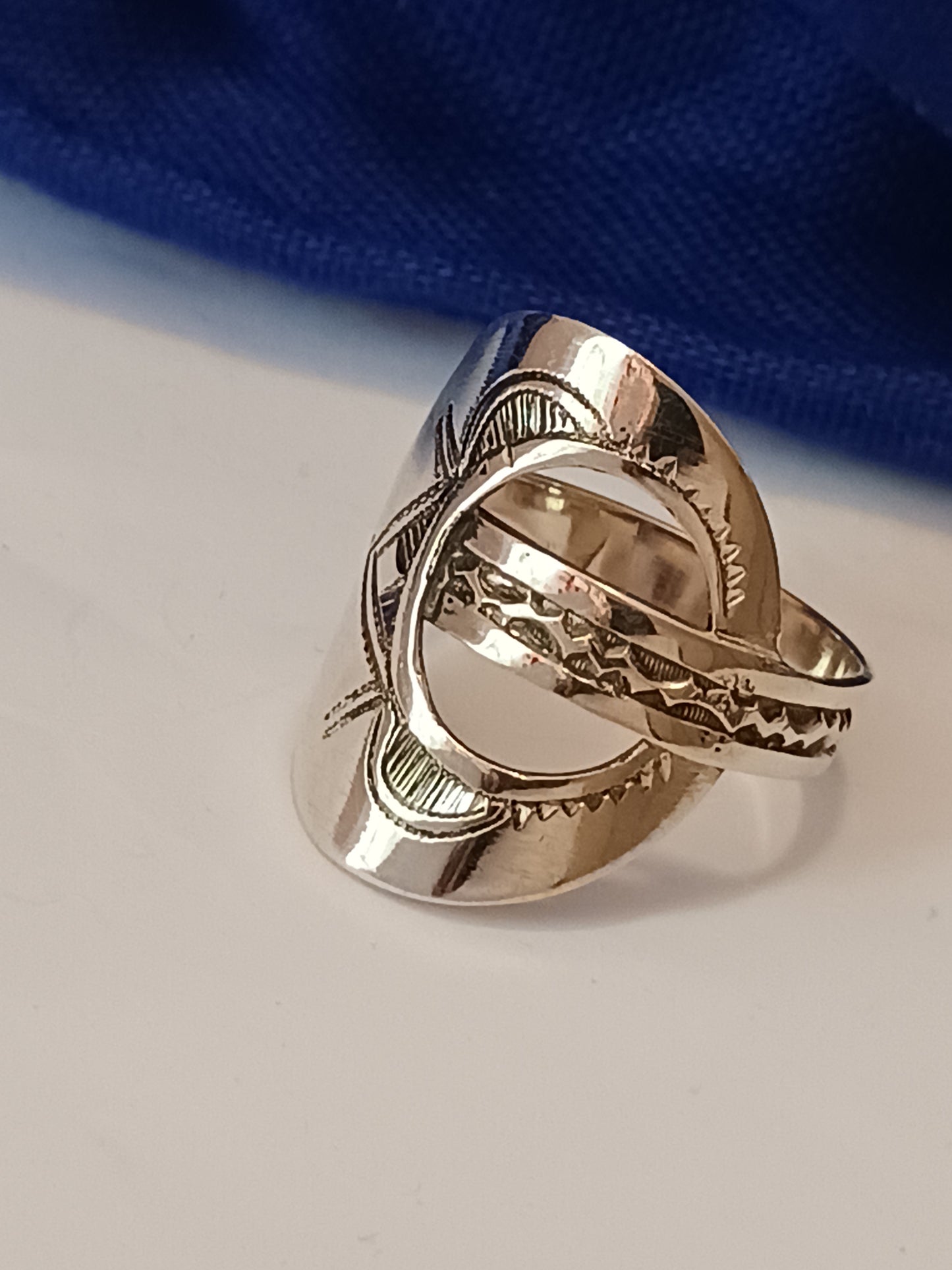 Bague touareg en argent massif