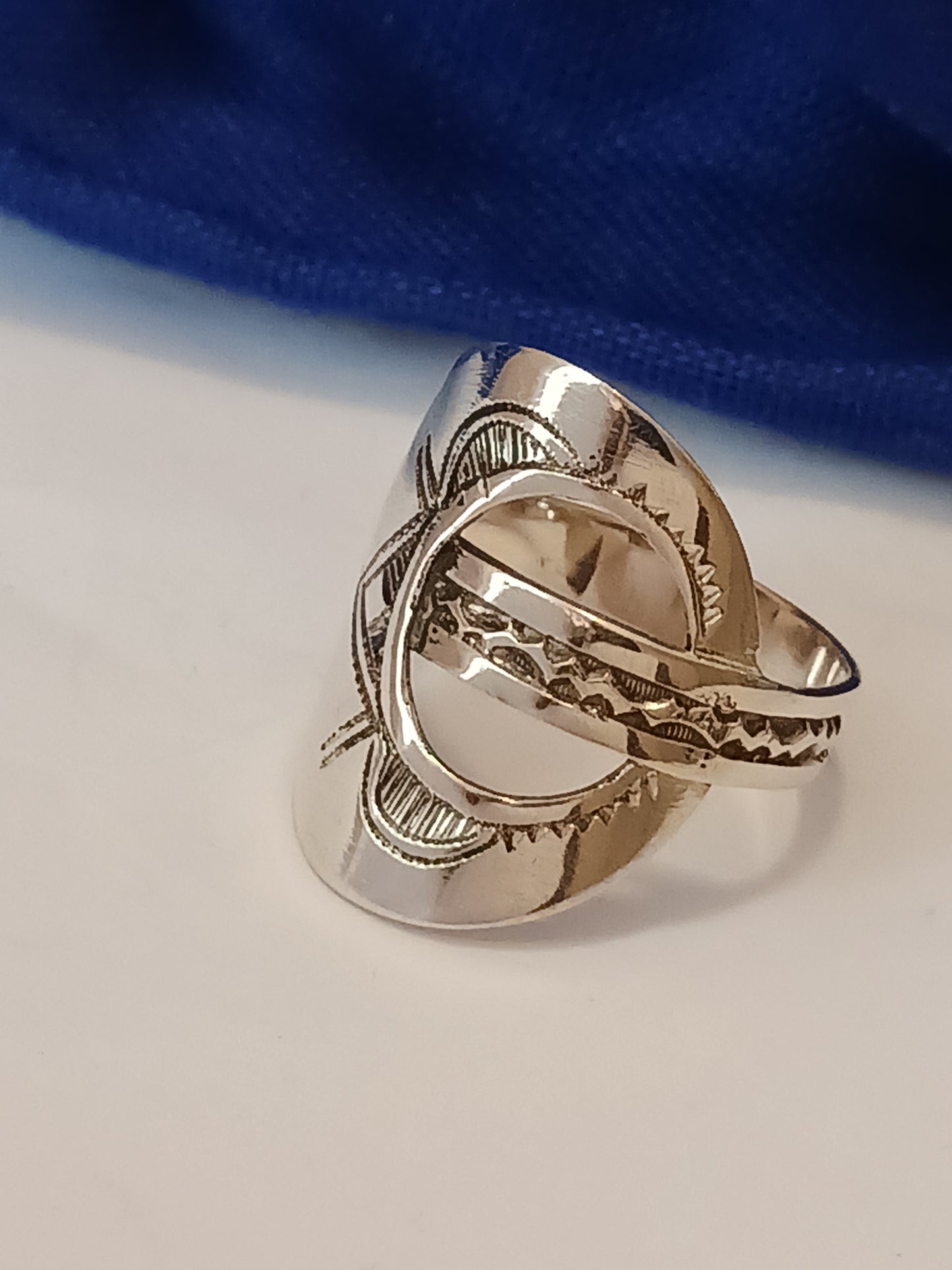 Bague touareg en argent massif